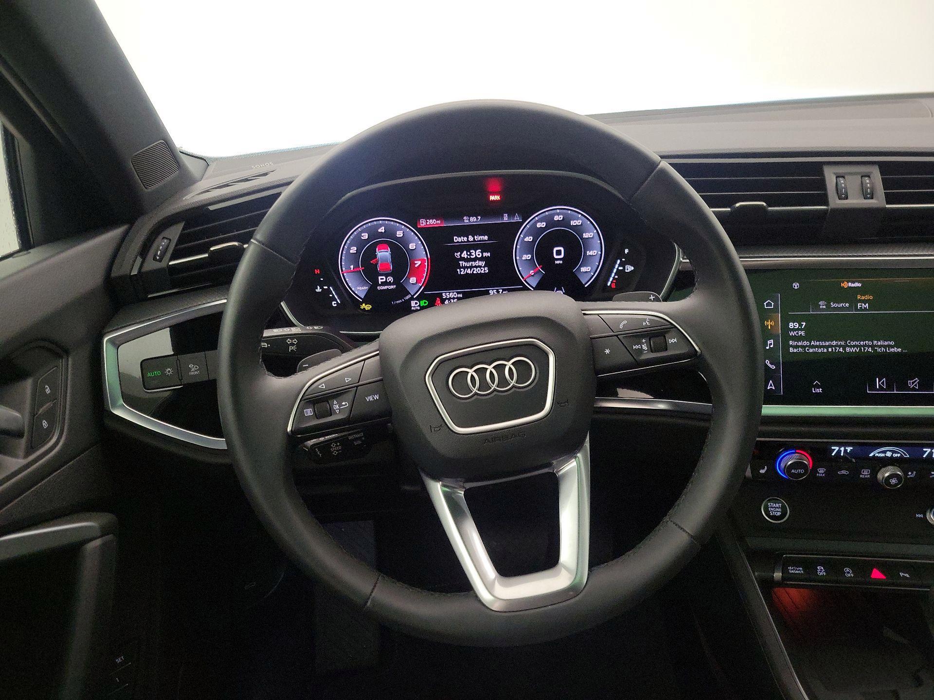 Thumbnail: 2024 Audi Q3 - 10