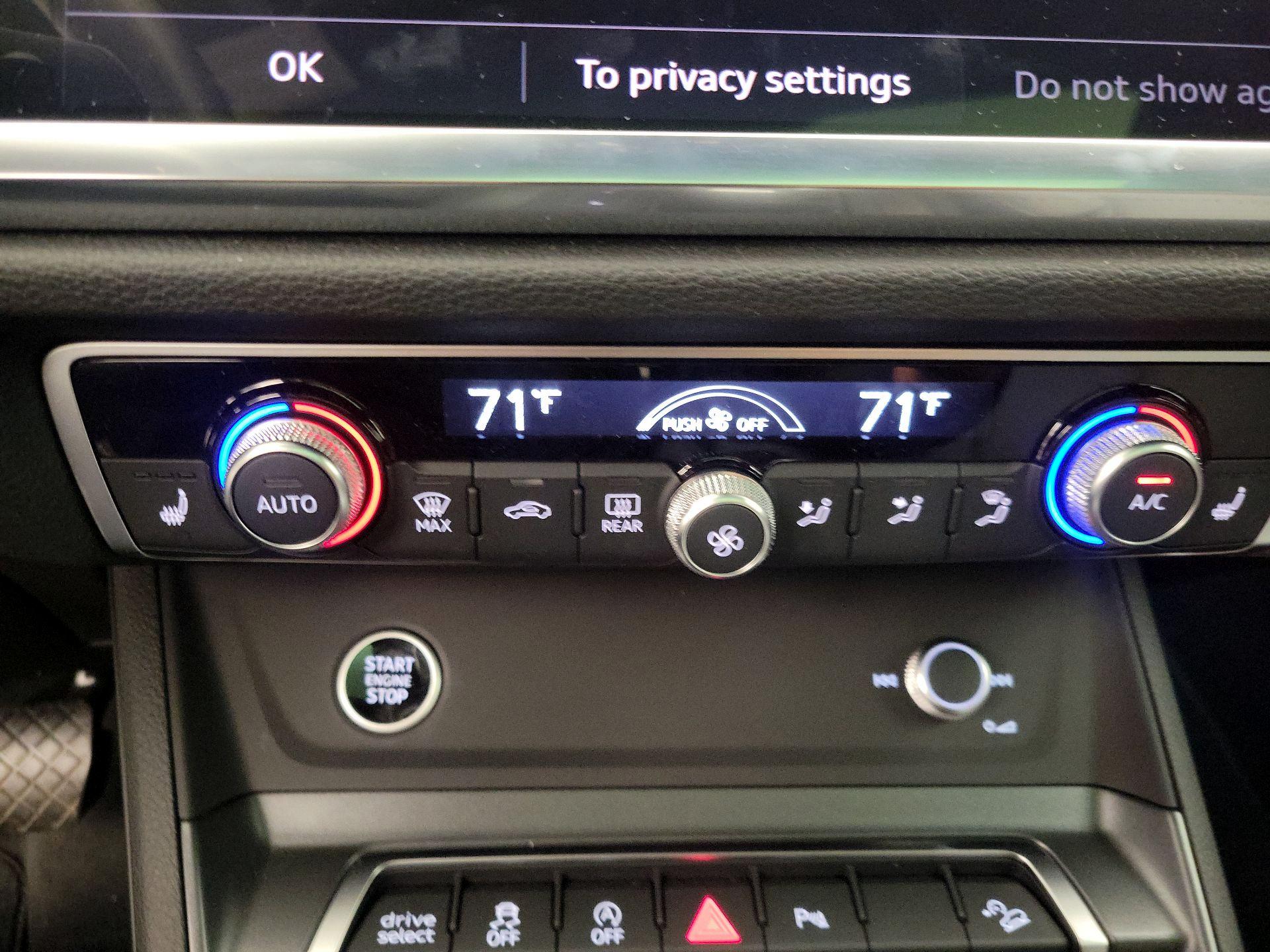 Thumbnail: 2024 Audi Q3 - 16