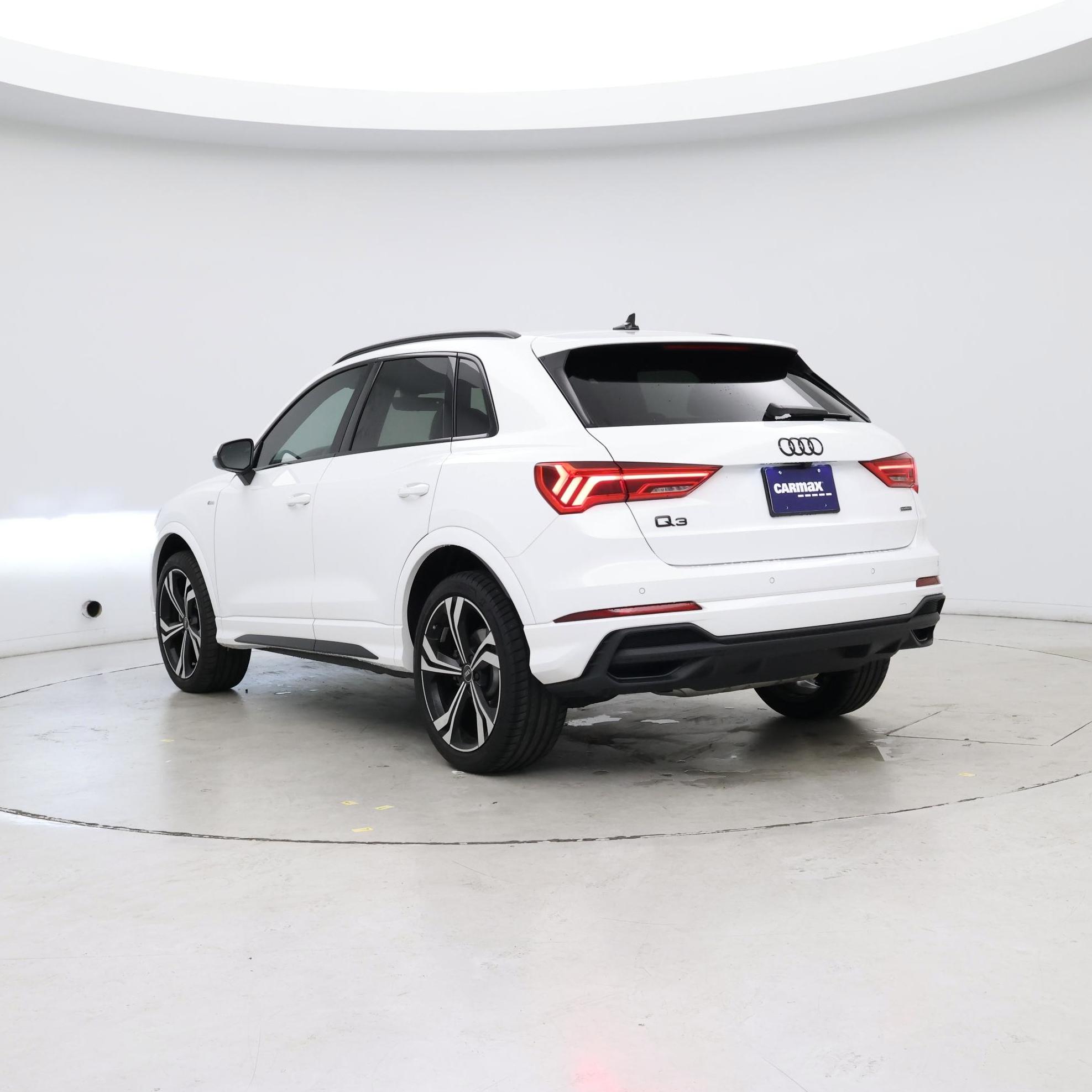 Thumbnail: 2024 Audi Q3 - 2