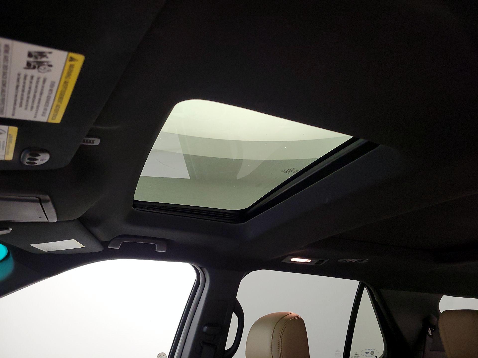 Thumbnail: 2017 Ford Explorer - 19