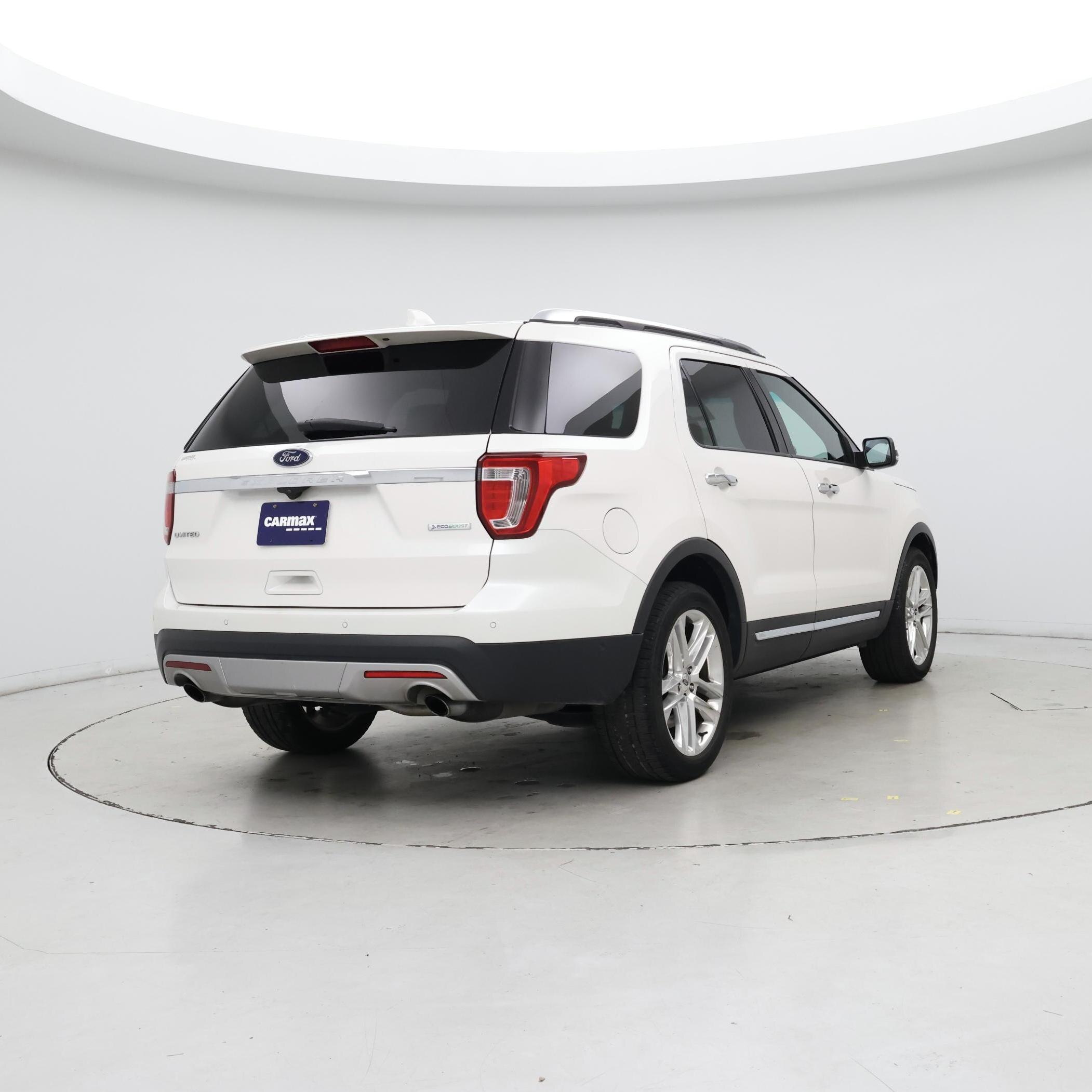 Thumbnail: 2017 Ford Explorer - 8