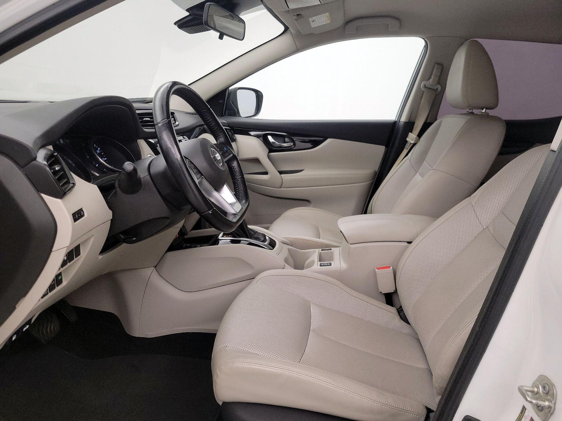 Thumbnail: 2022 Nissan Rogue Sport - 11