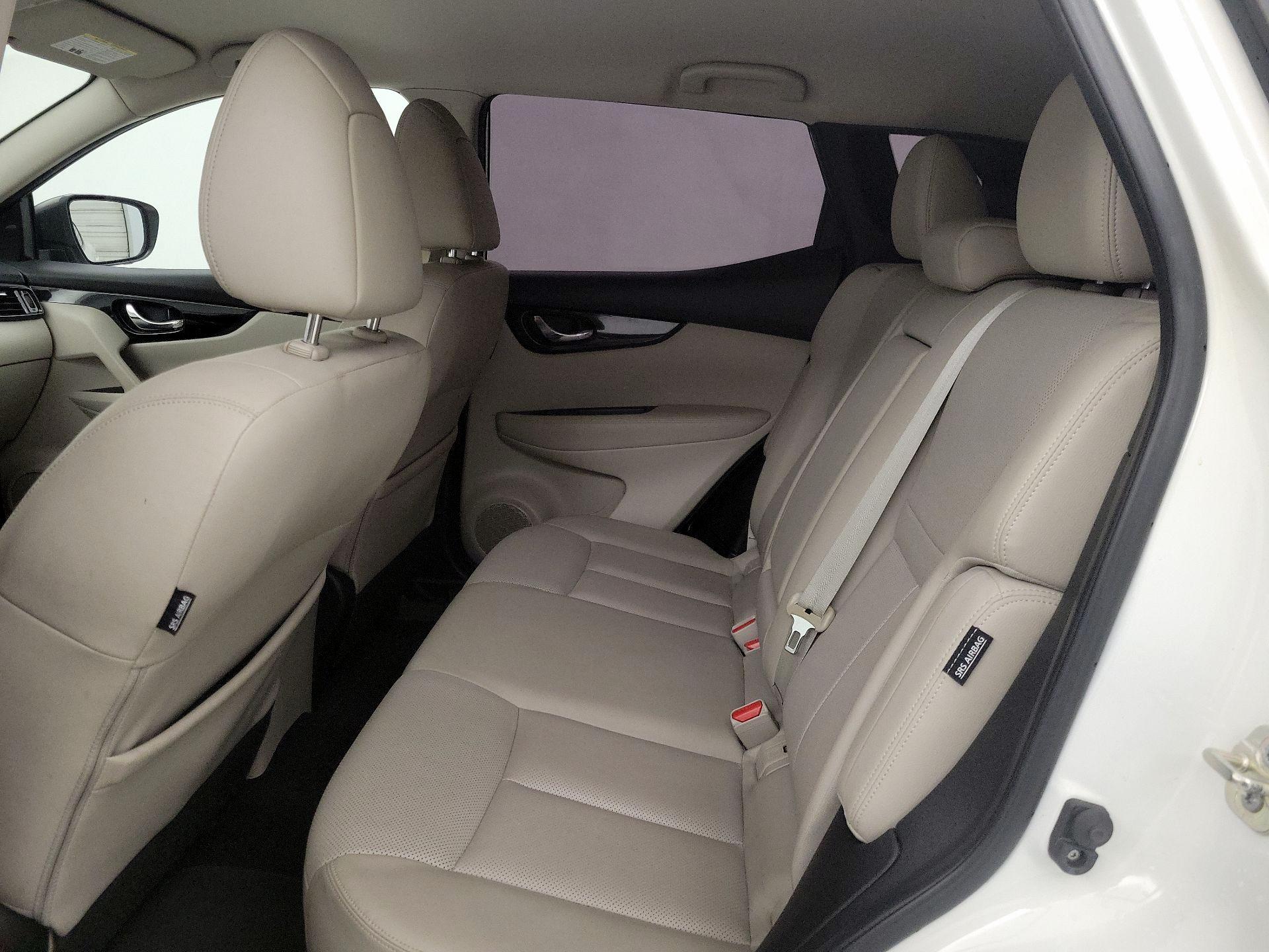 Thumbnail: 2022 Nissan Rogue Sport - 19