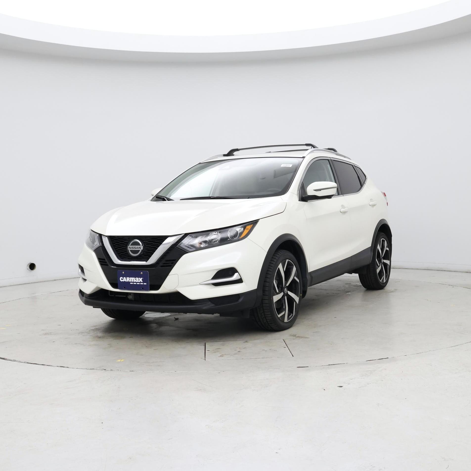 Thumbnail: 2022 Nissan Rogue Sport - 4