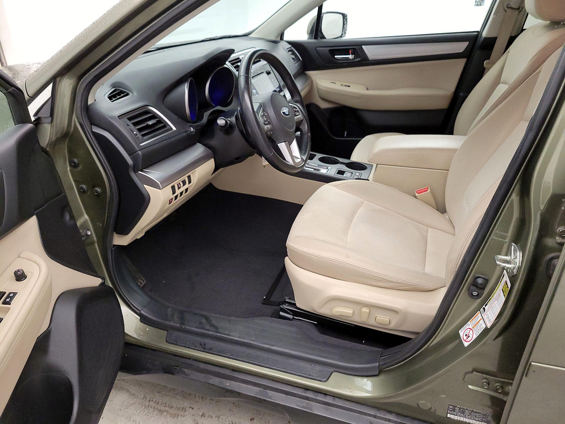 Thumbnail: 2015 Subaru Outback - 11