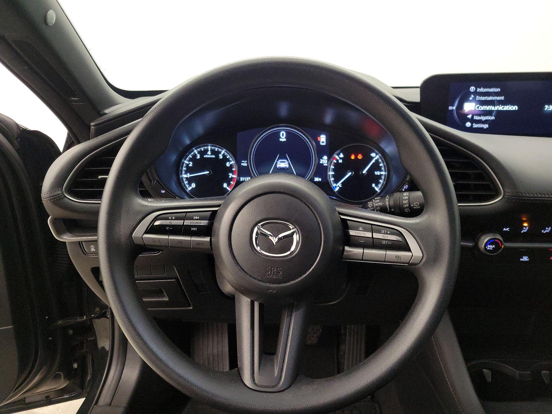 Thumbnail: 2022 Mazda Mazda3 - 10