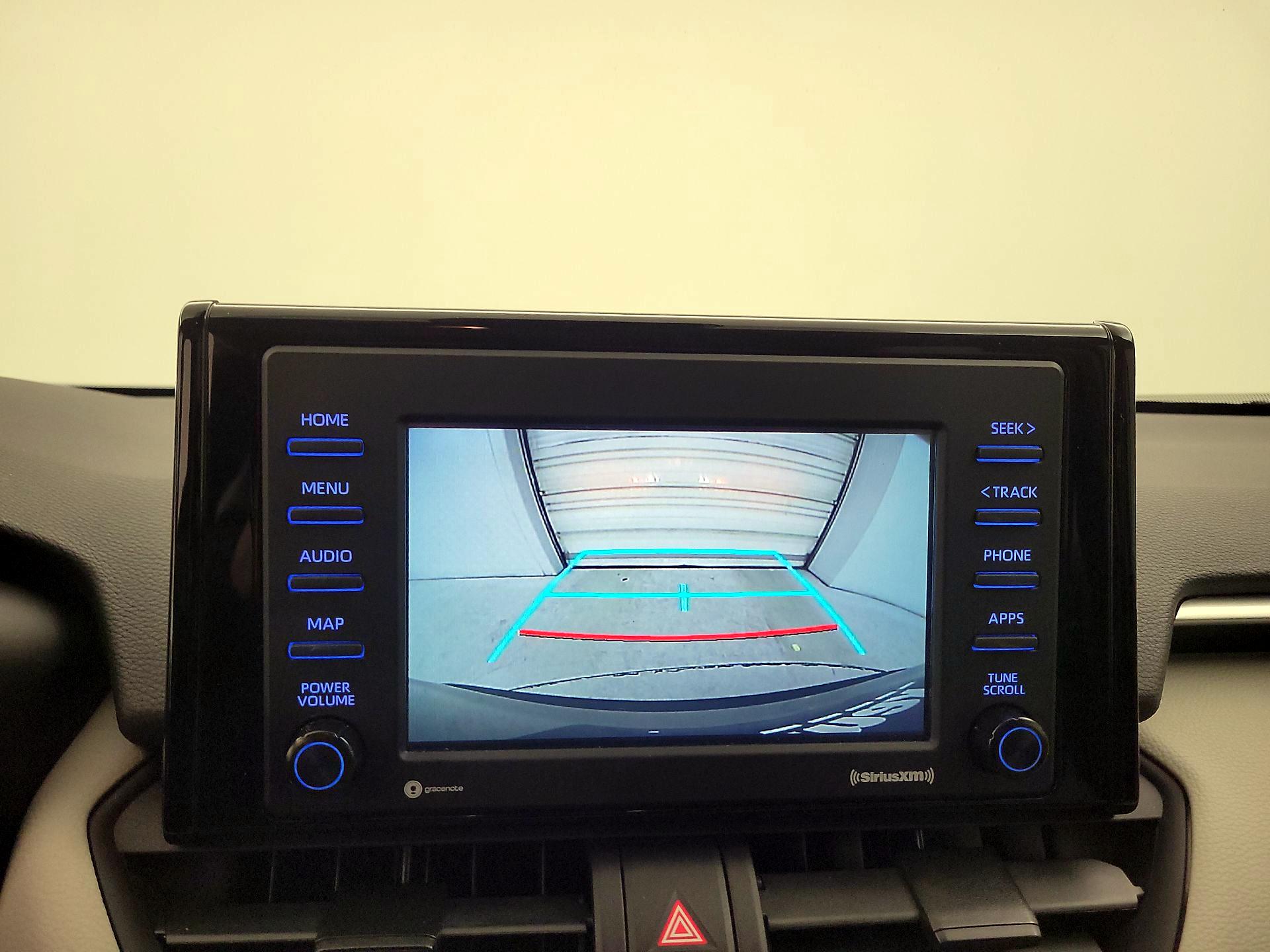 Thumbnail: 2020 Toyota RAV4 - 14