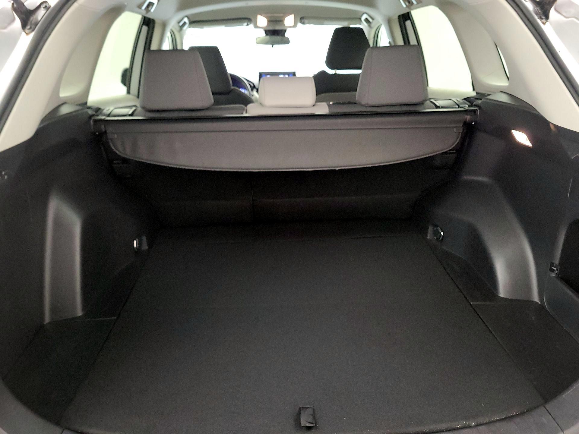 Thumbnail: 2020 Toyota RAV4 - 20