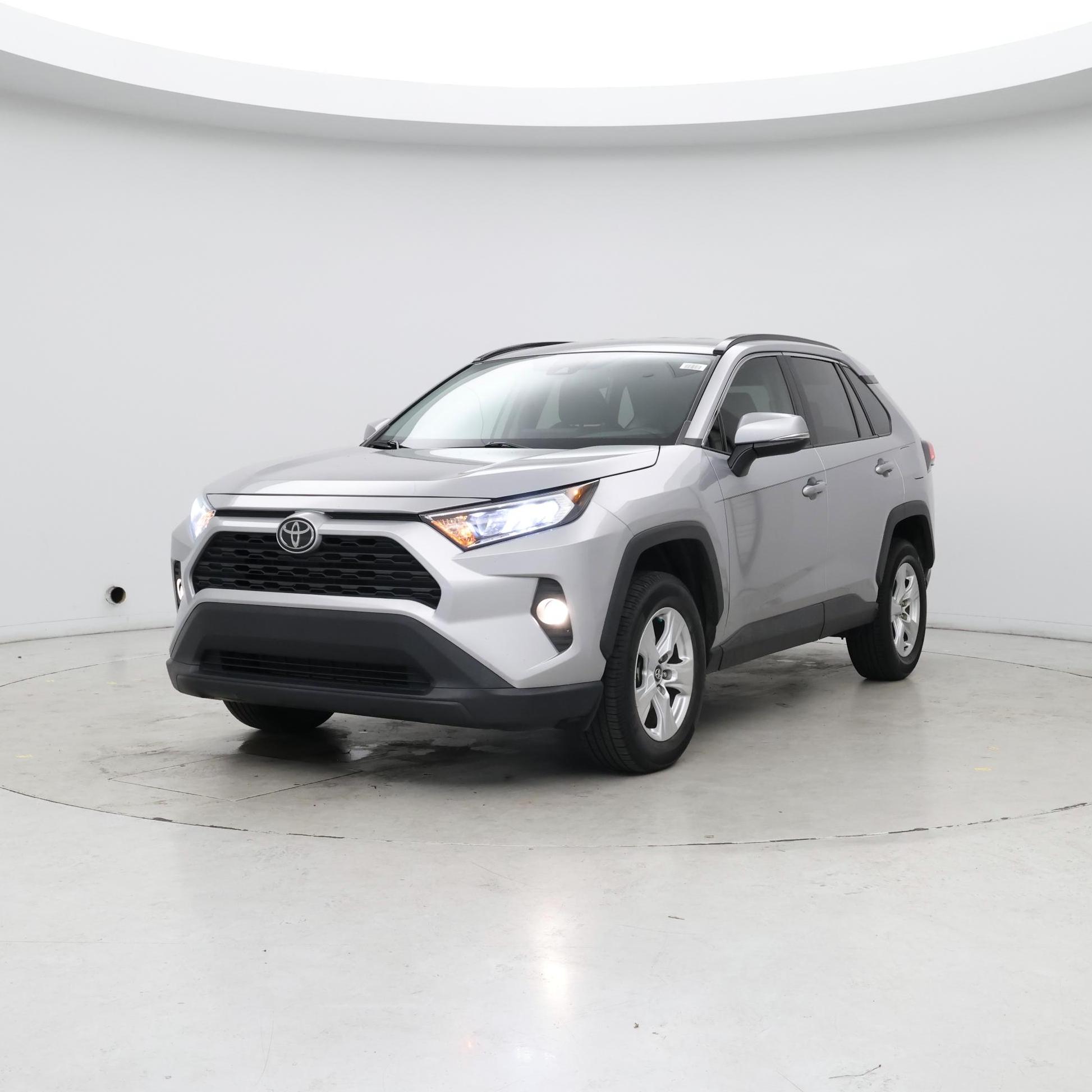 Thumbnail: 2020 Toyota RAV4 - 4