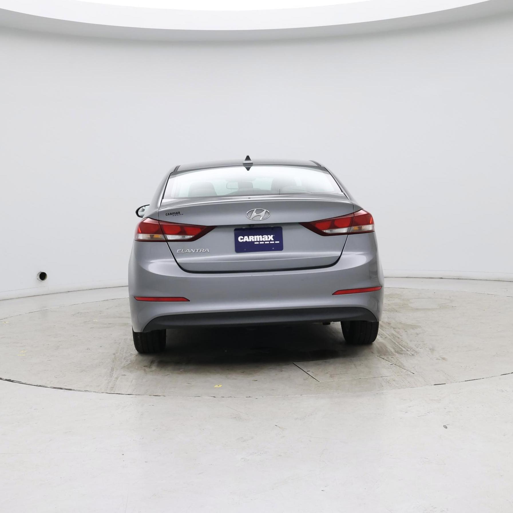 Thumbnail: 2017 Hyundai Elantra - 6