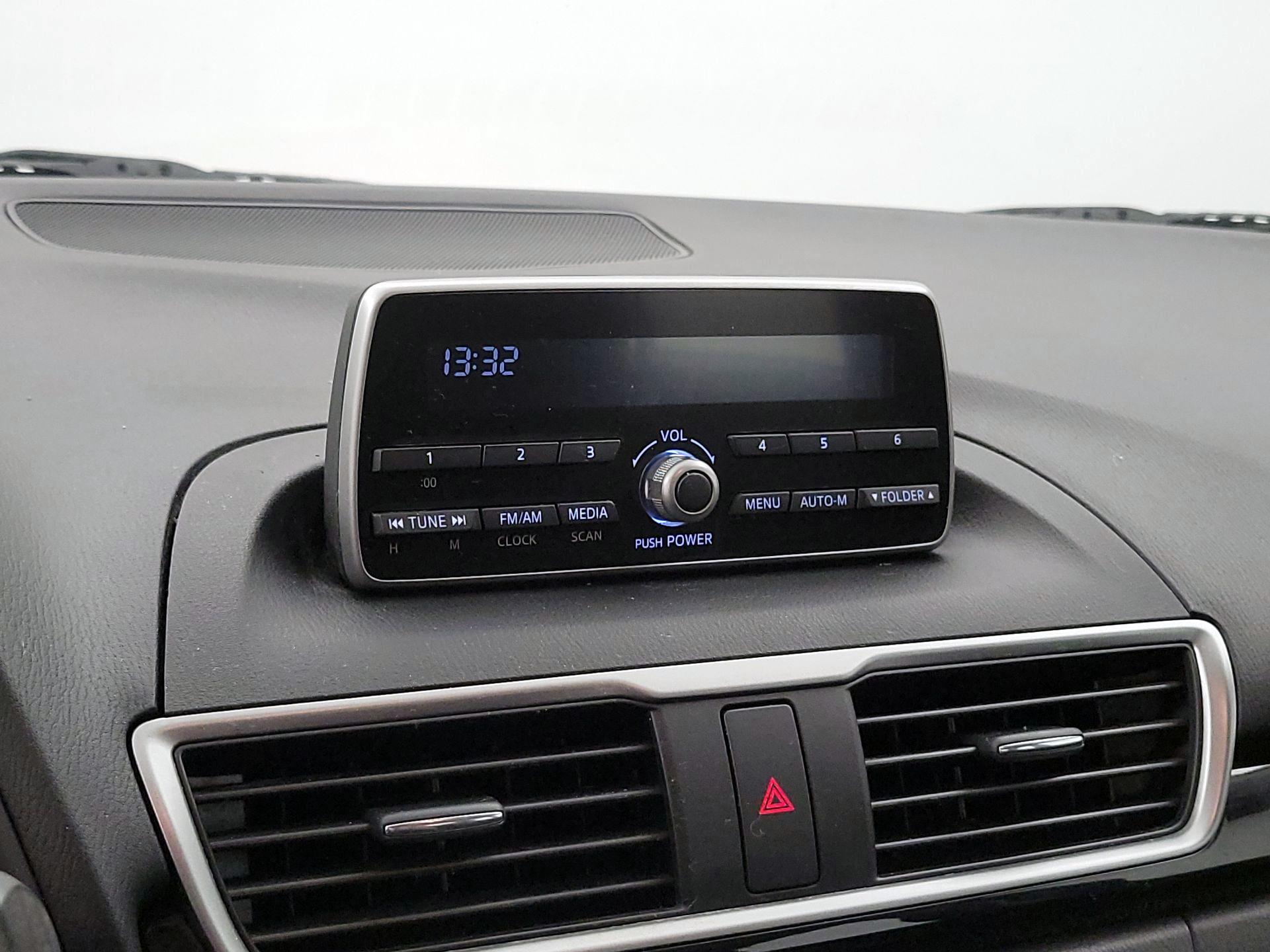 Thumbnail: 2015 Mazda Mazda3 - 14