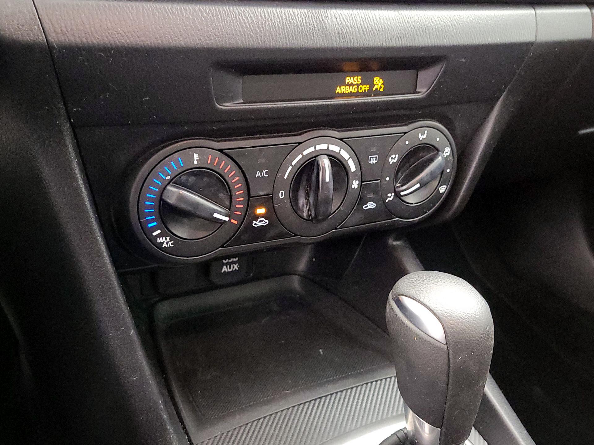 Thumbnail: 2015 Mazda Mazda3 - 15