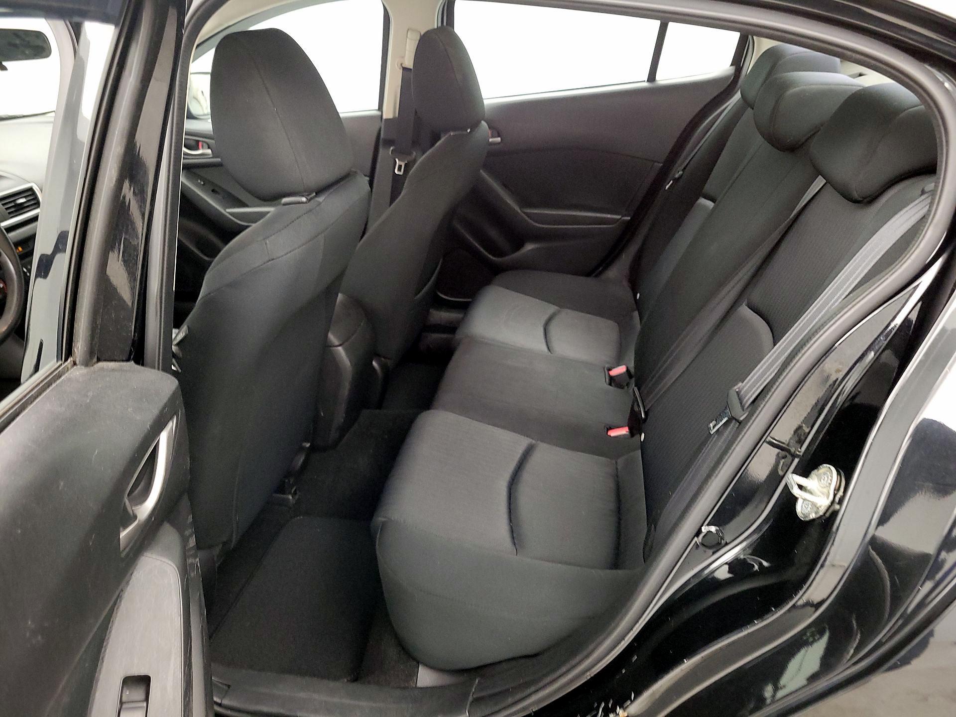 Thumbnail: 2015 Mazda Mazda3 - 18