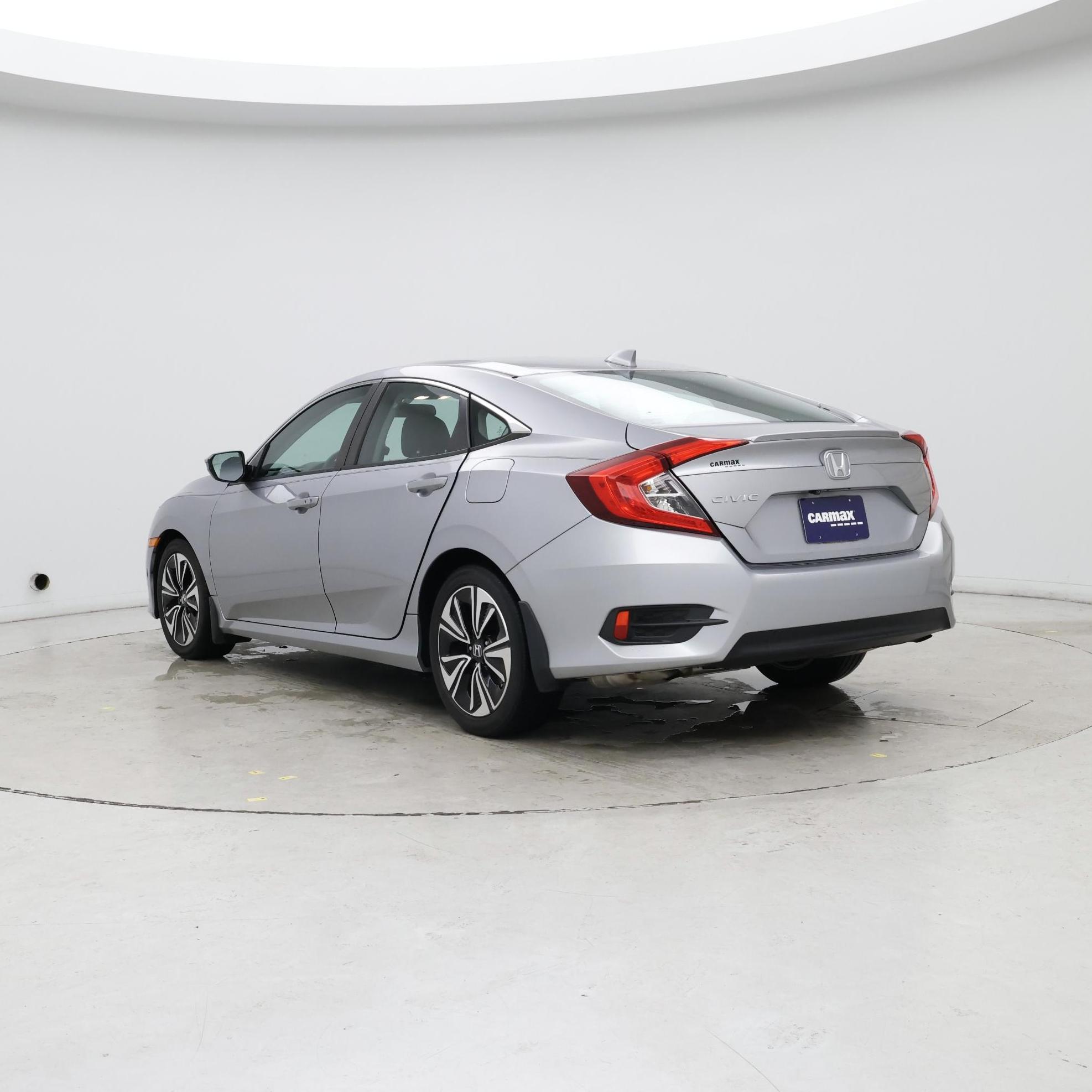 Thumbnail: 2016 Honda Civic - 2