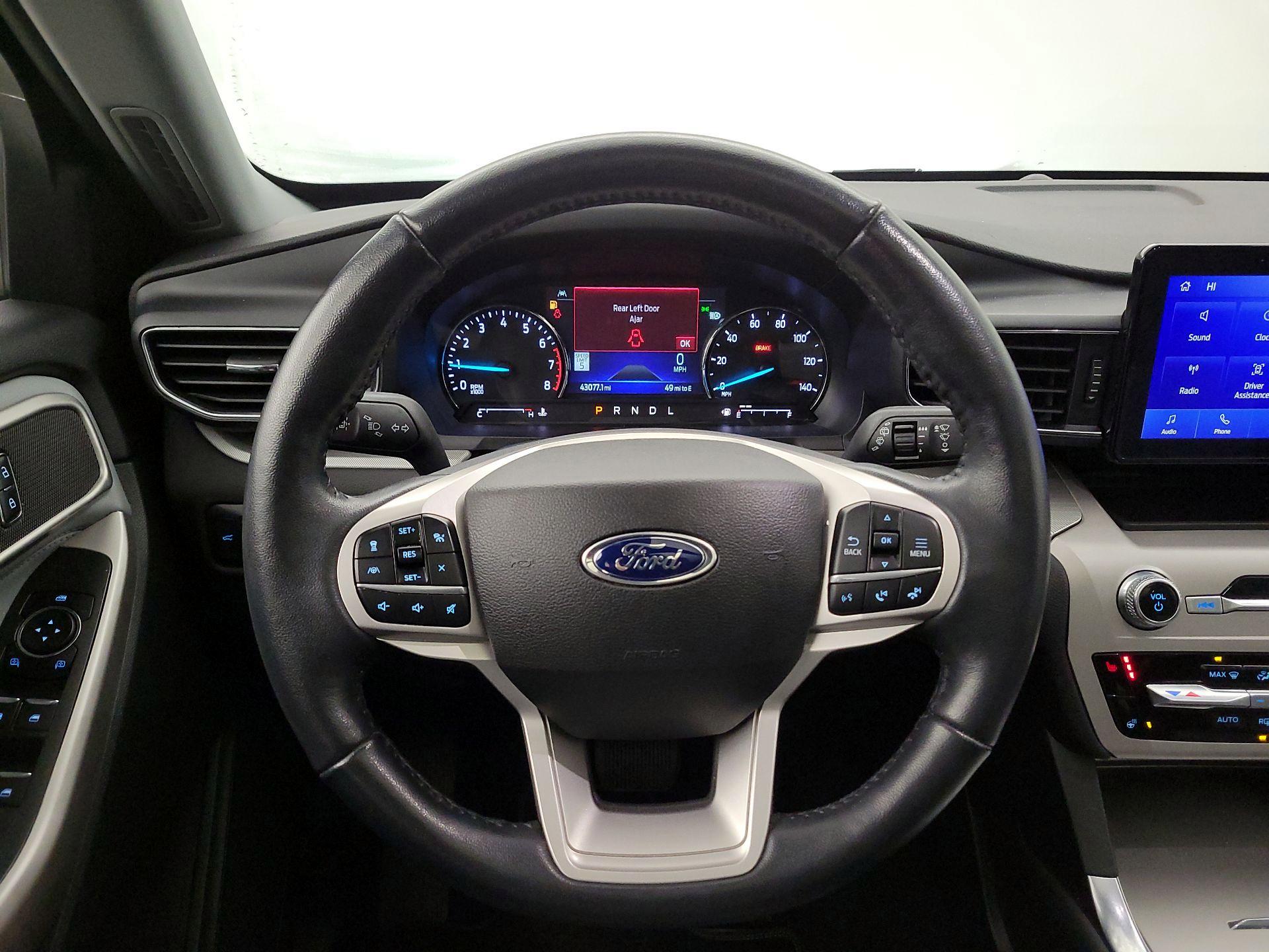 Thumbnail: 2022 Ford Explorer - 10