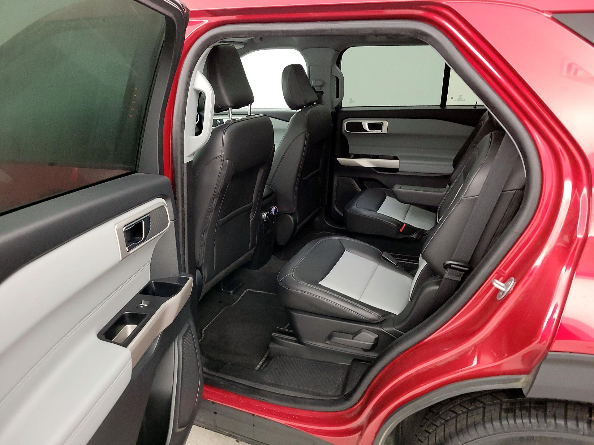 Thumbnail: 2022 Ford Explorer - 20