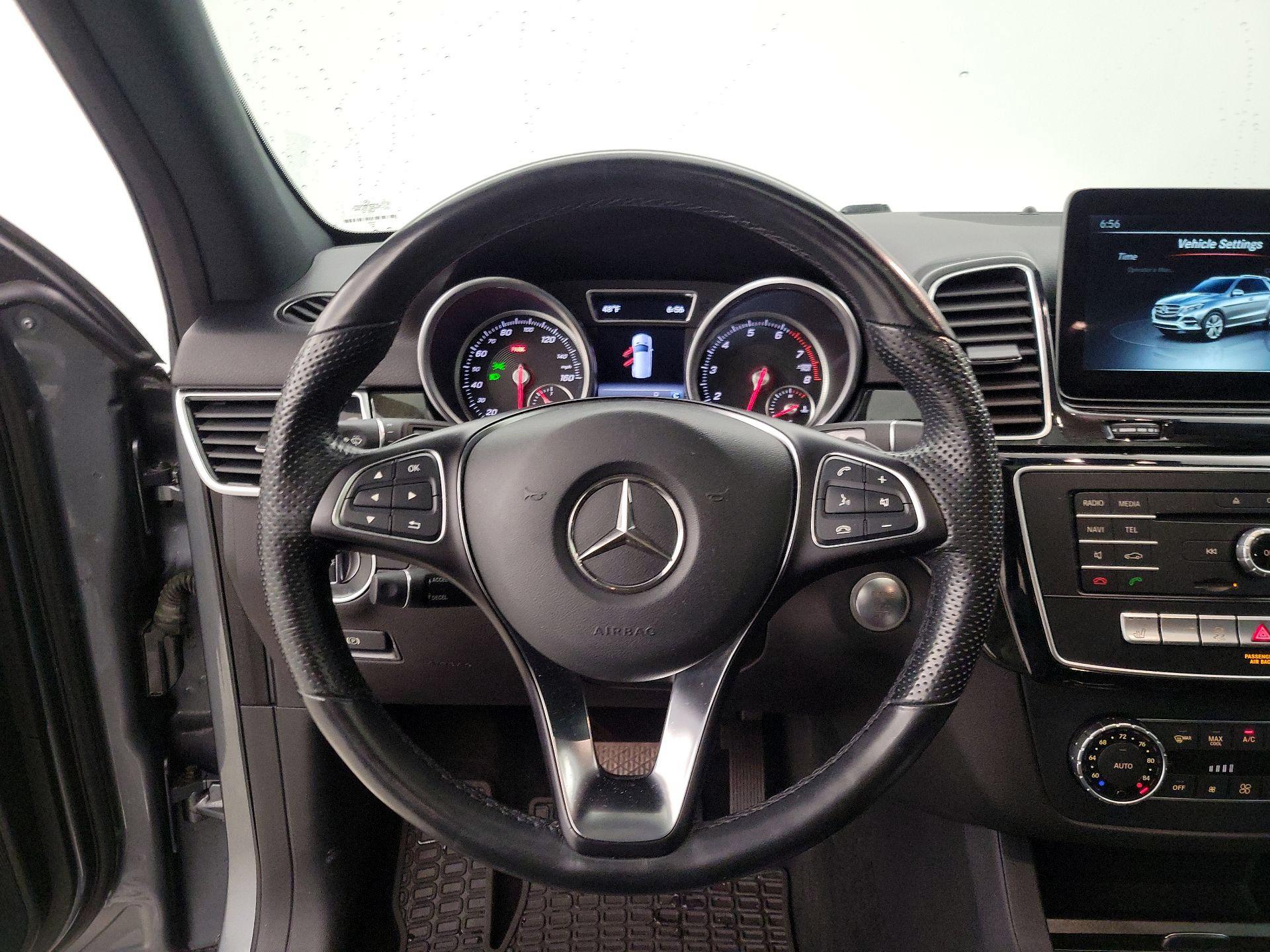 Thumbnail: 2018 Mercedes-Benz GLE - 10