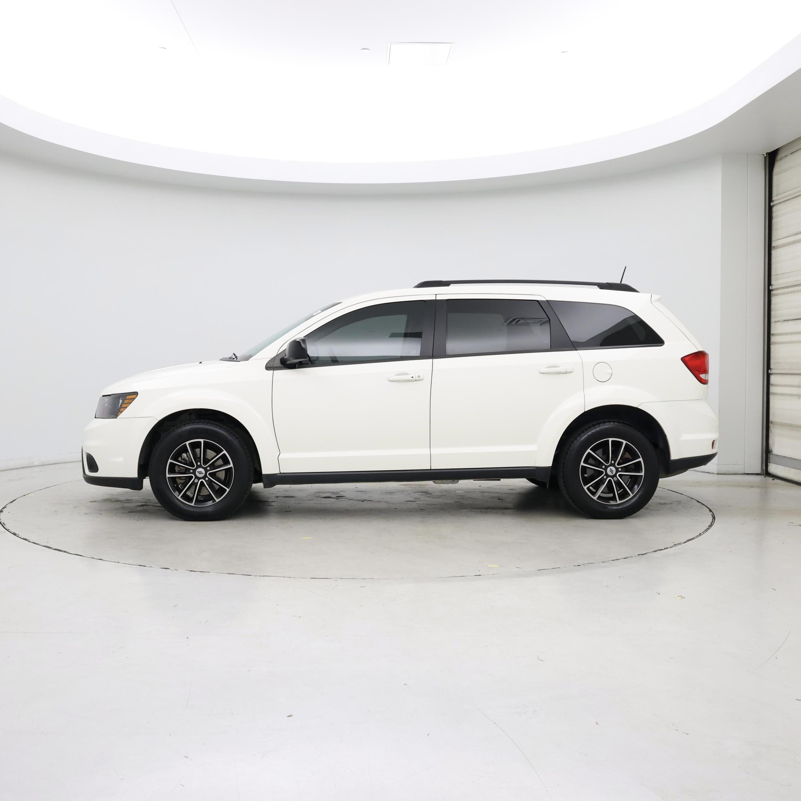 Thumbnail: 2018 Dodge Journey - 3