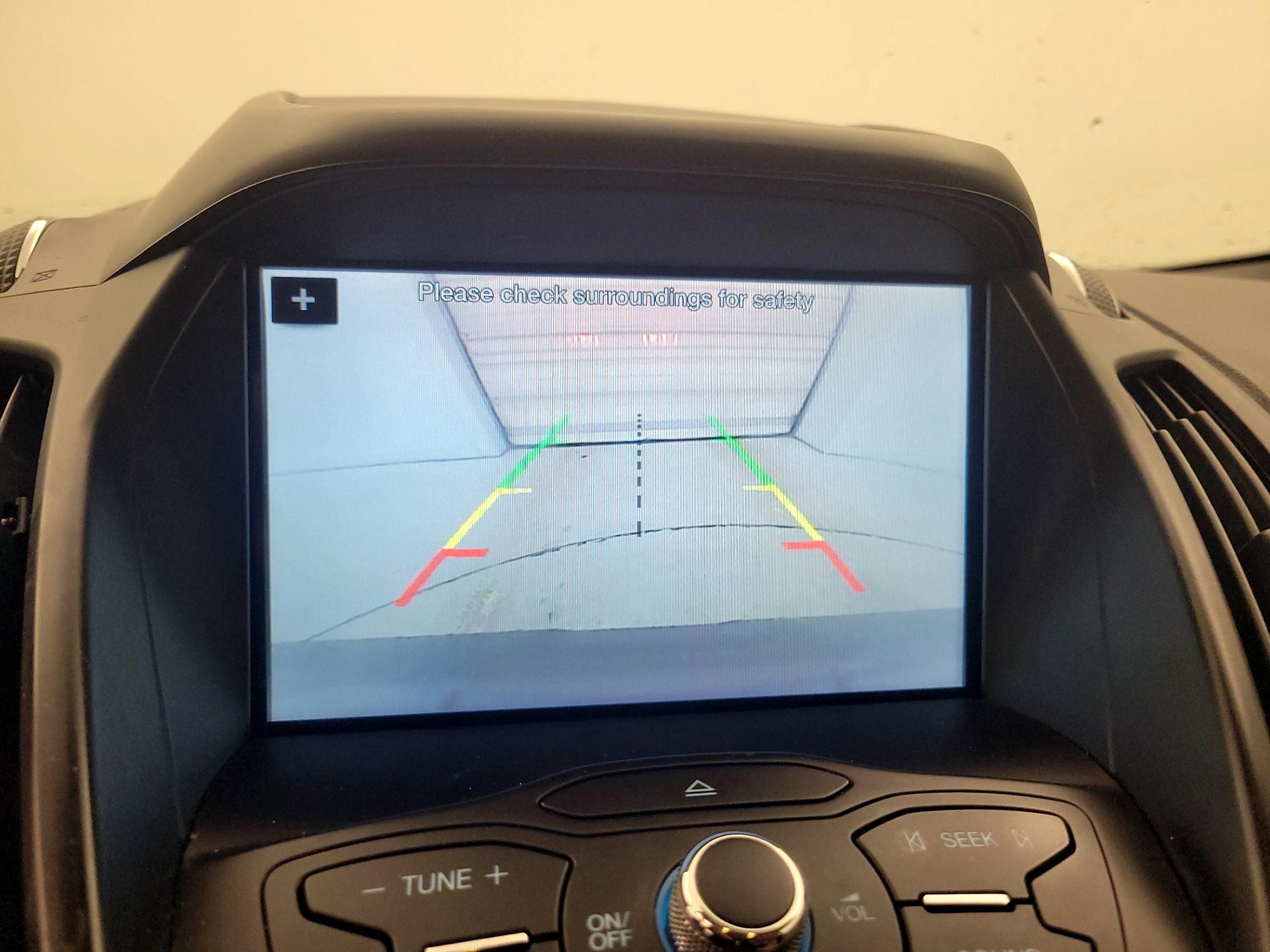 Thumbnail: 2016 Ford Escape - 14