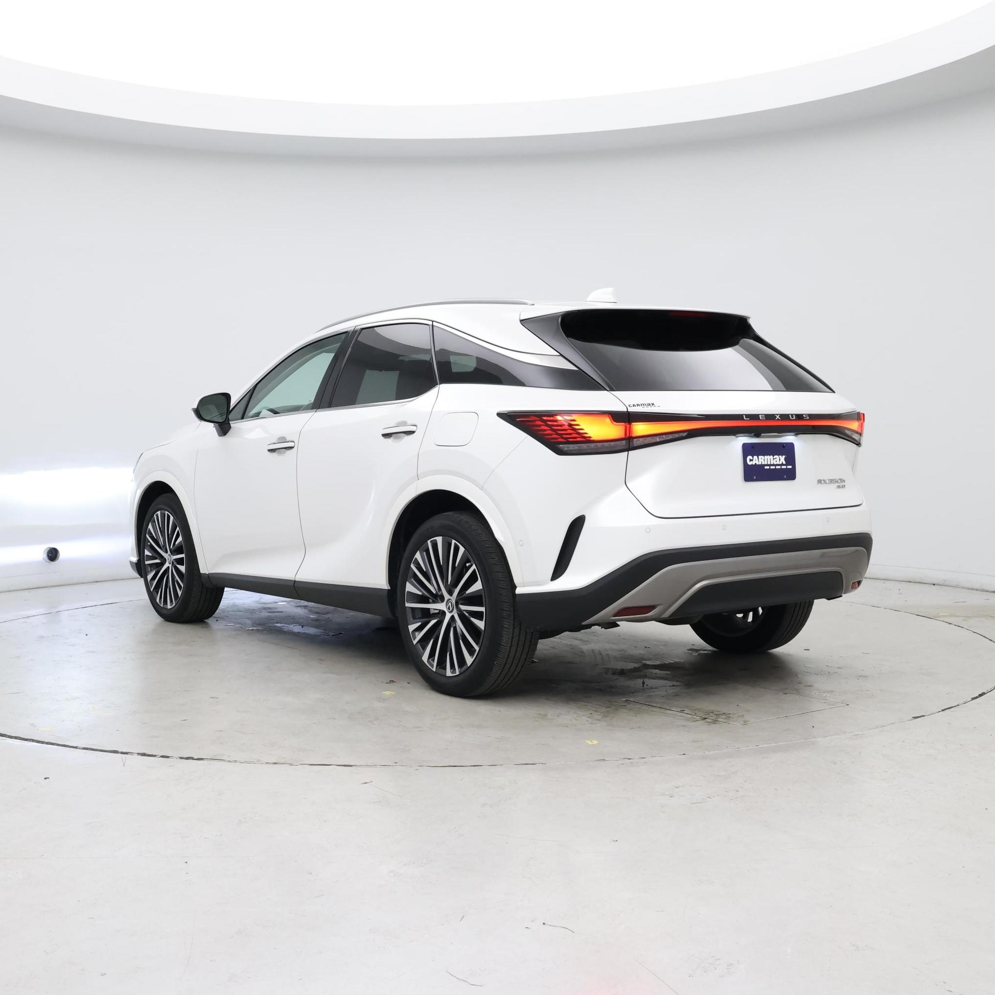 Thumbnail: 2024 Lexus RX - 2