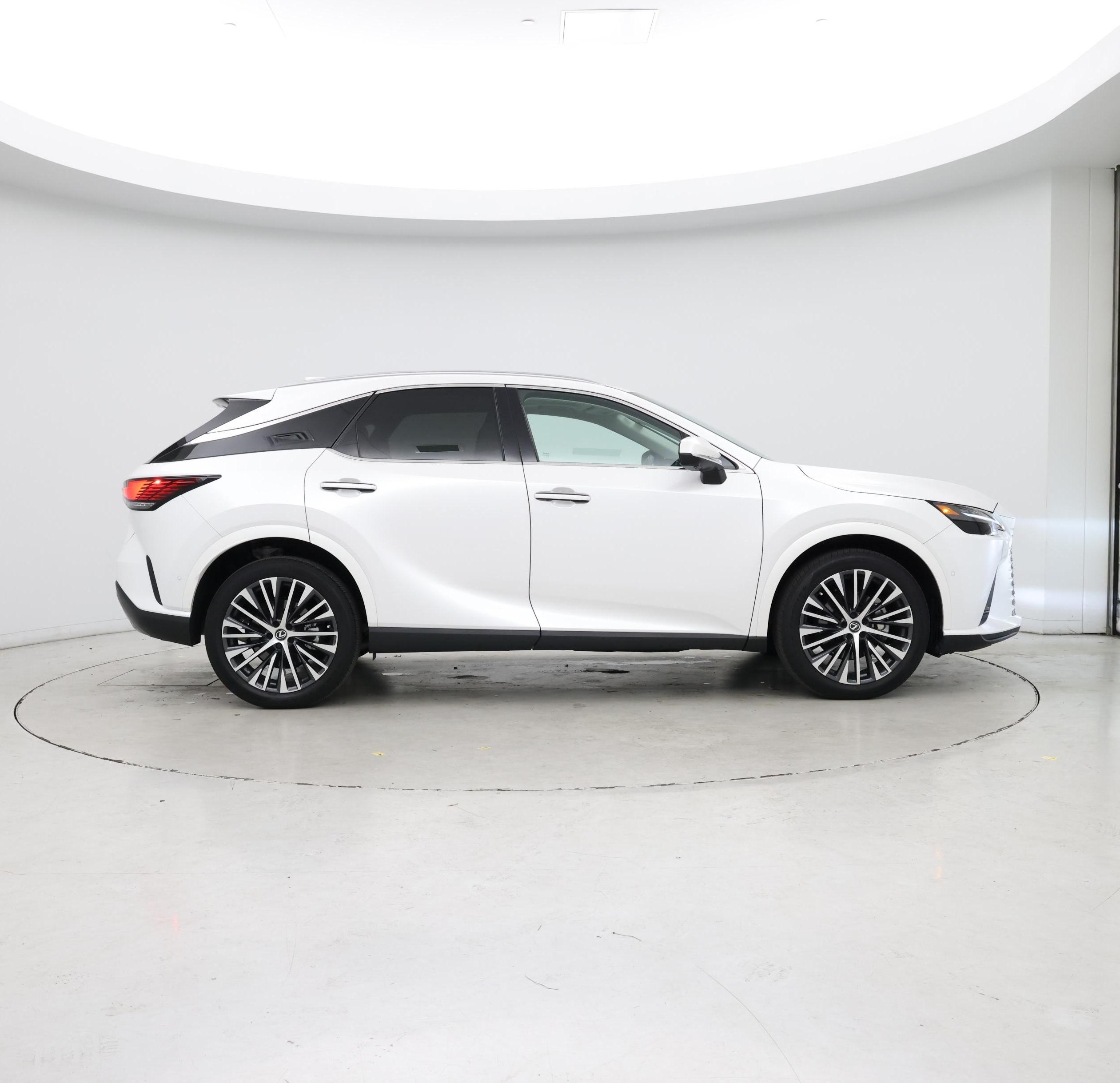 Thumbnail: 2024 Lexus RX - 7