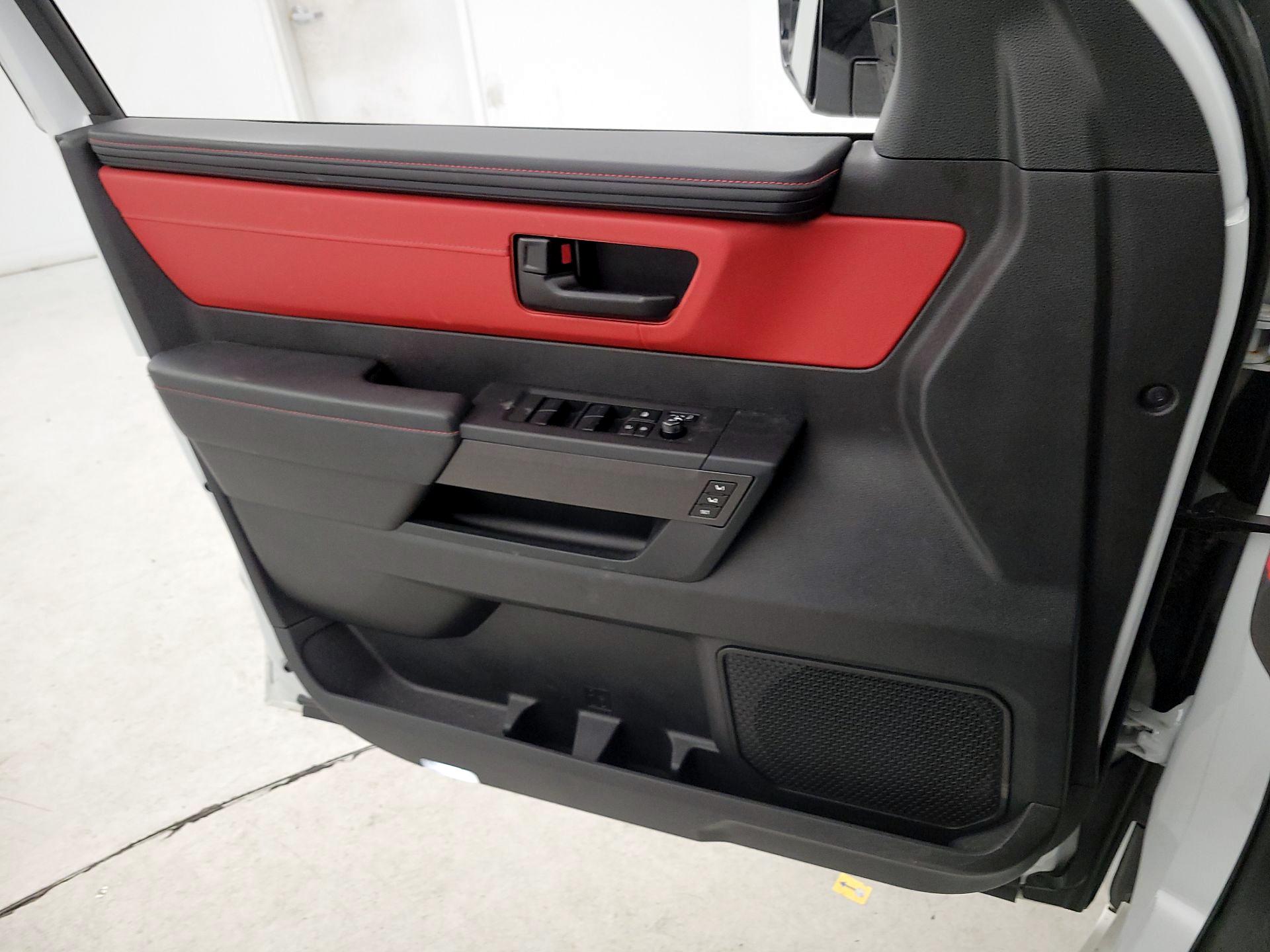 Thumbnail: 2023 Toyota Tundra - 12