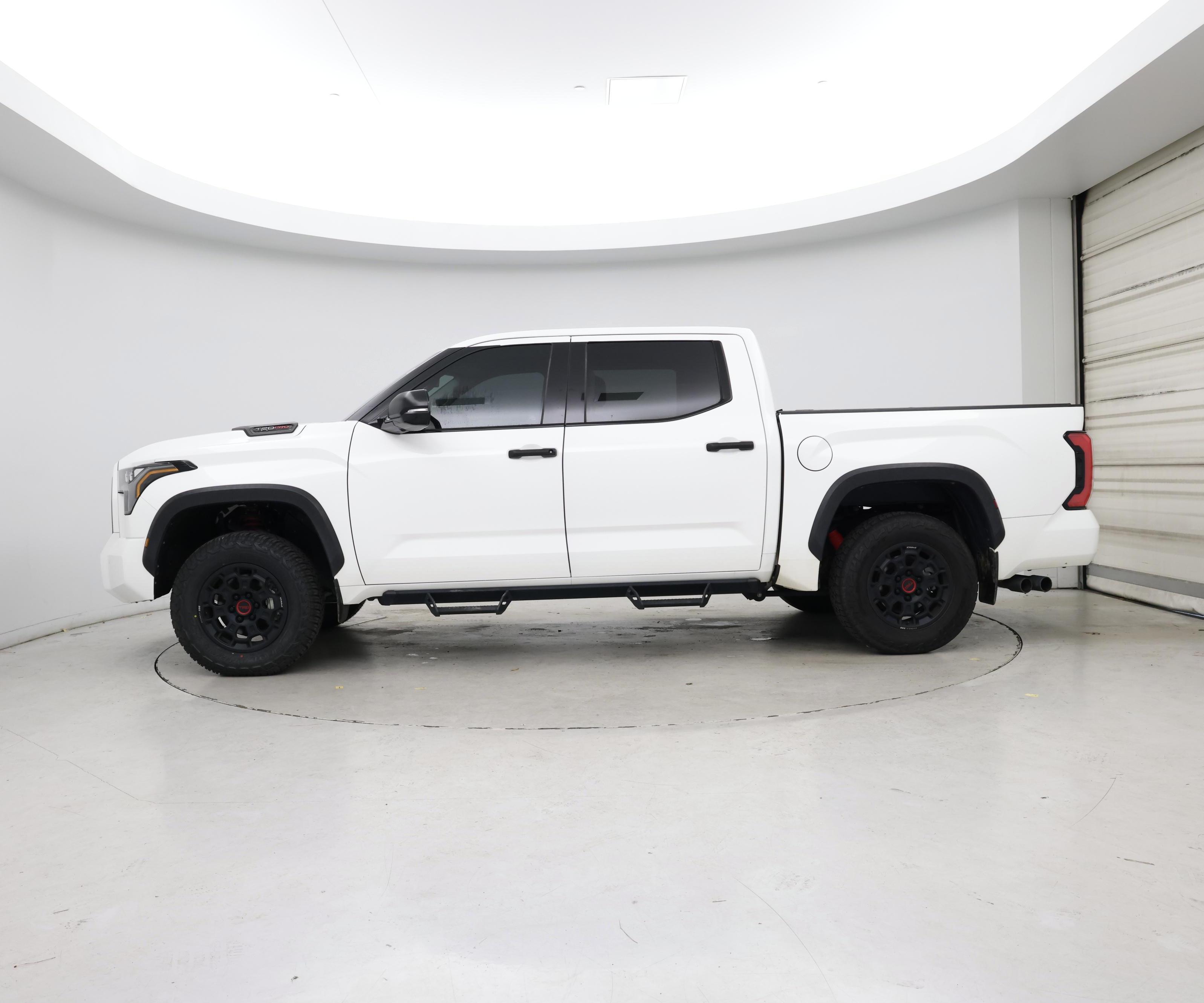 Thumbnail: 2023 Toyota Tundra - 3