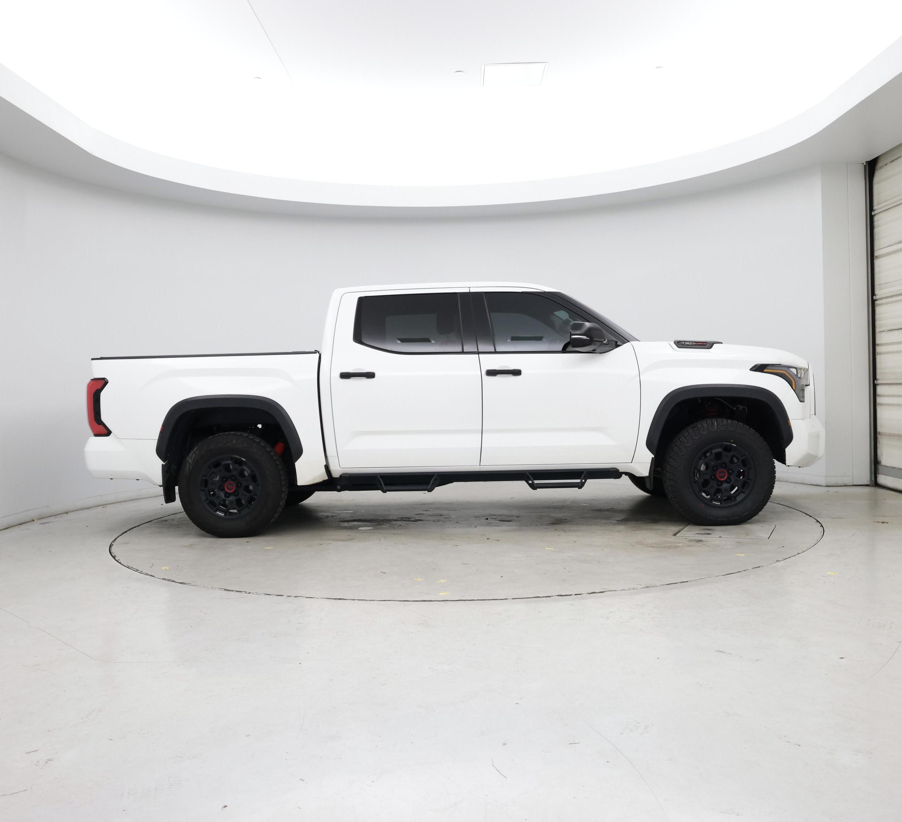 Thumbnail: 2023 Toyota Tundra - 7