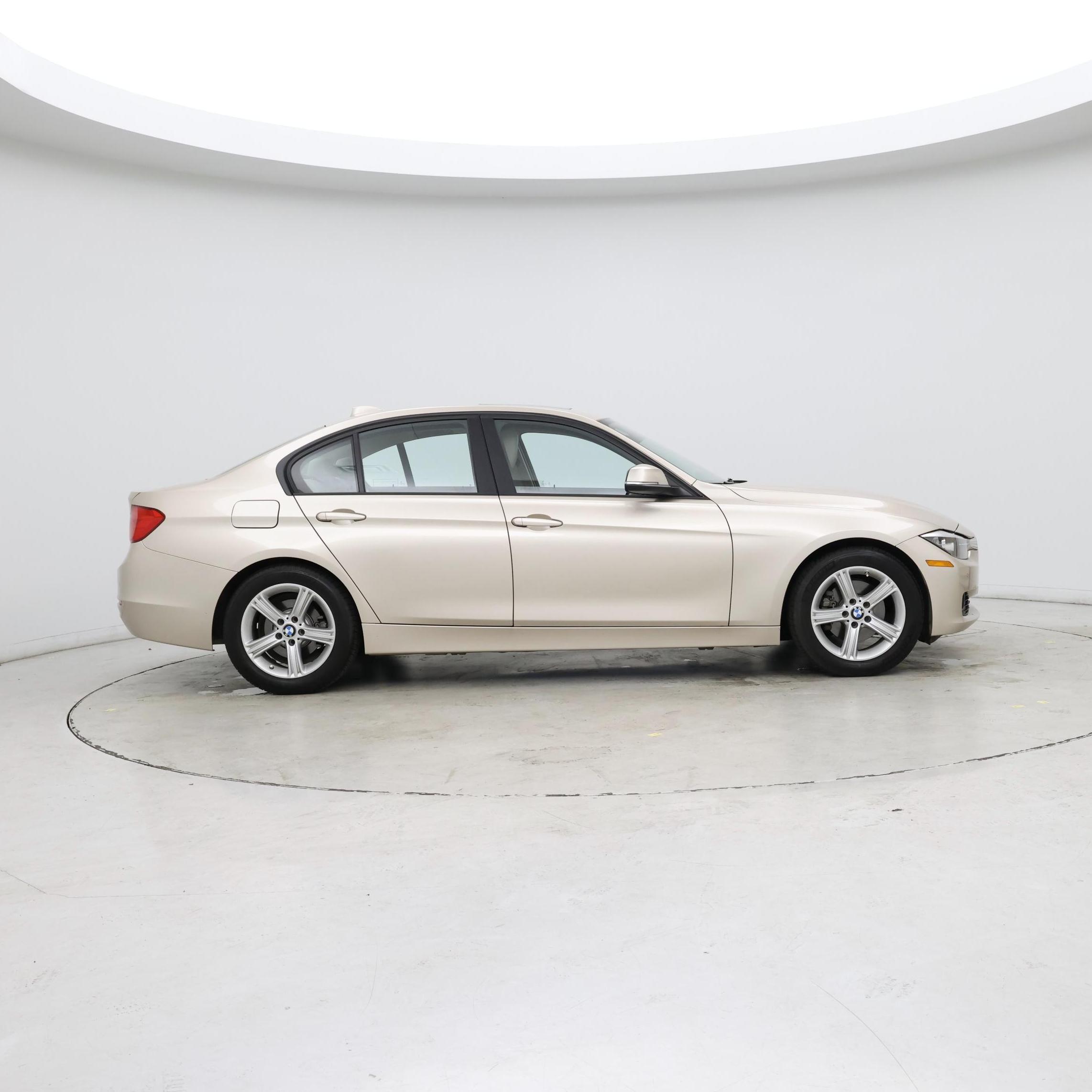 Thumbnail: 2015 BMW 3 Series - 7