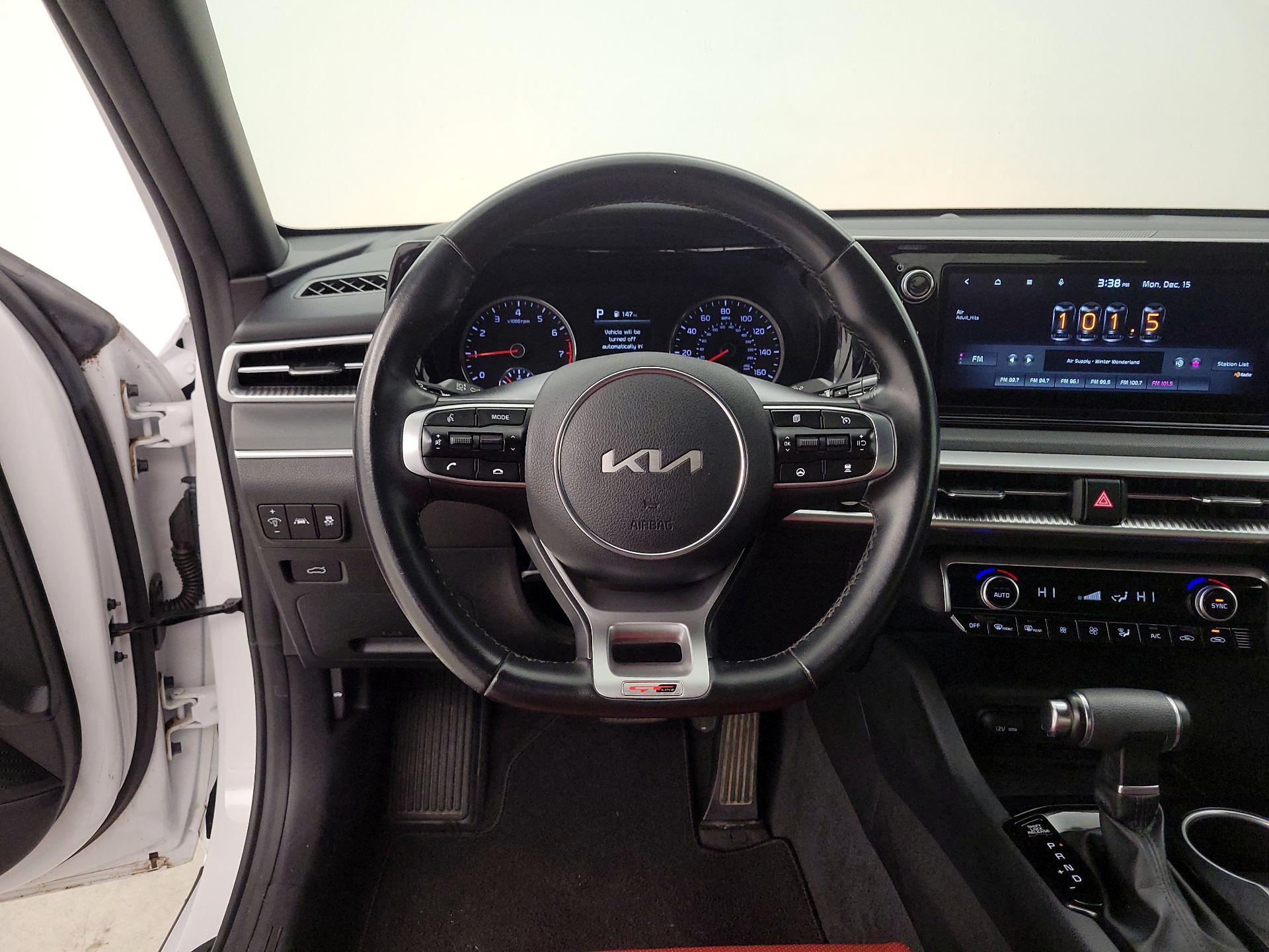 Thumbnail: 2022 Kia K5 - 10