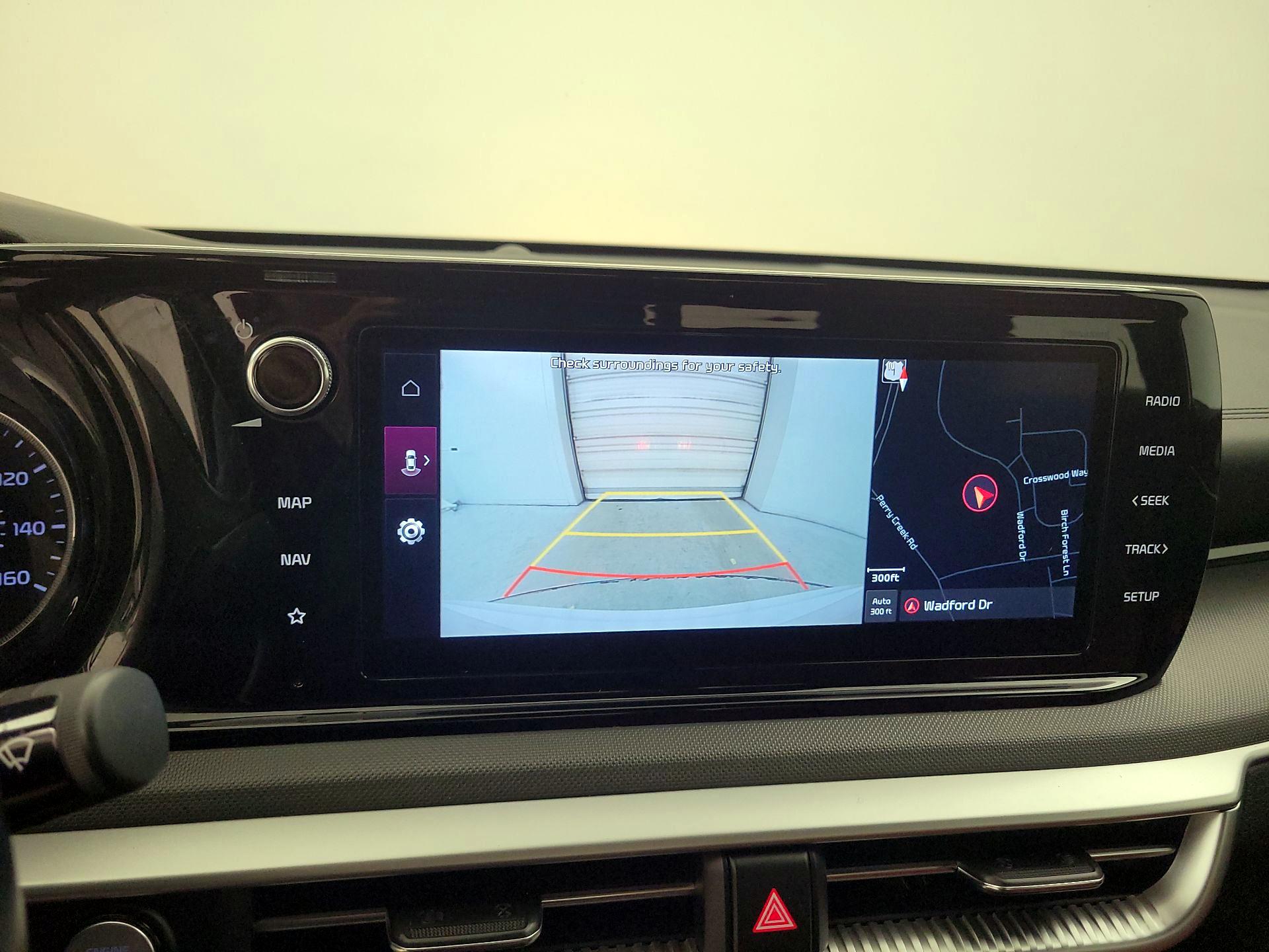 Thumbnail: 2022 Kia K5 - 14