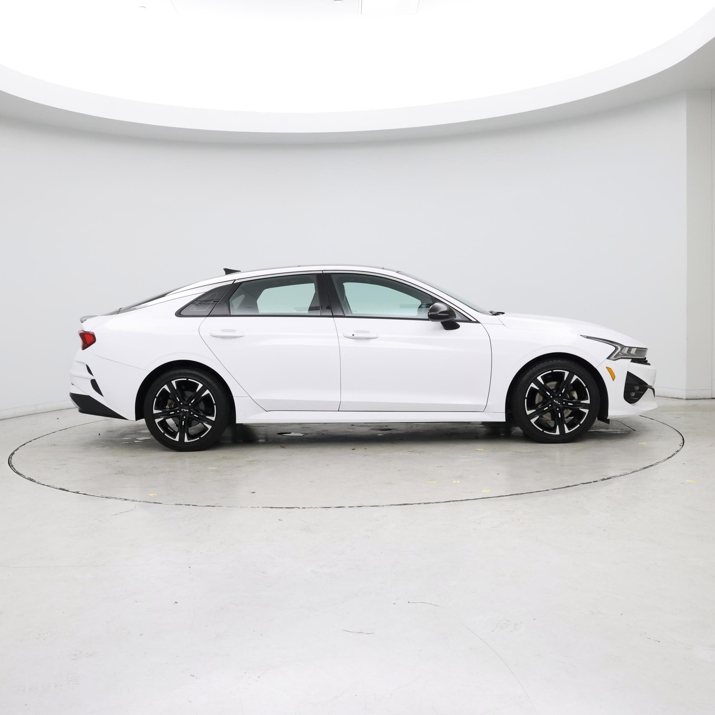 Thumbnail: 2022 Kia K5 - 7