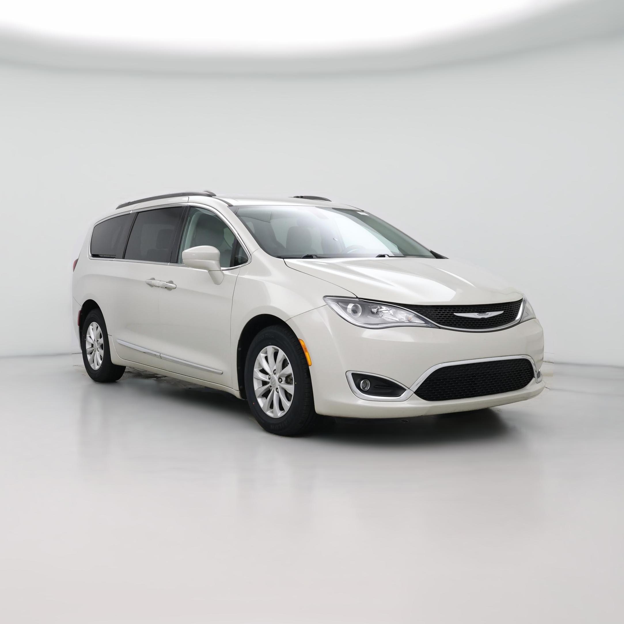Thumbnail: 2017 Chrysler Pacifica - 1