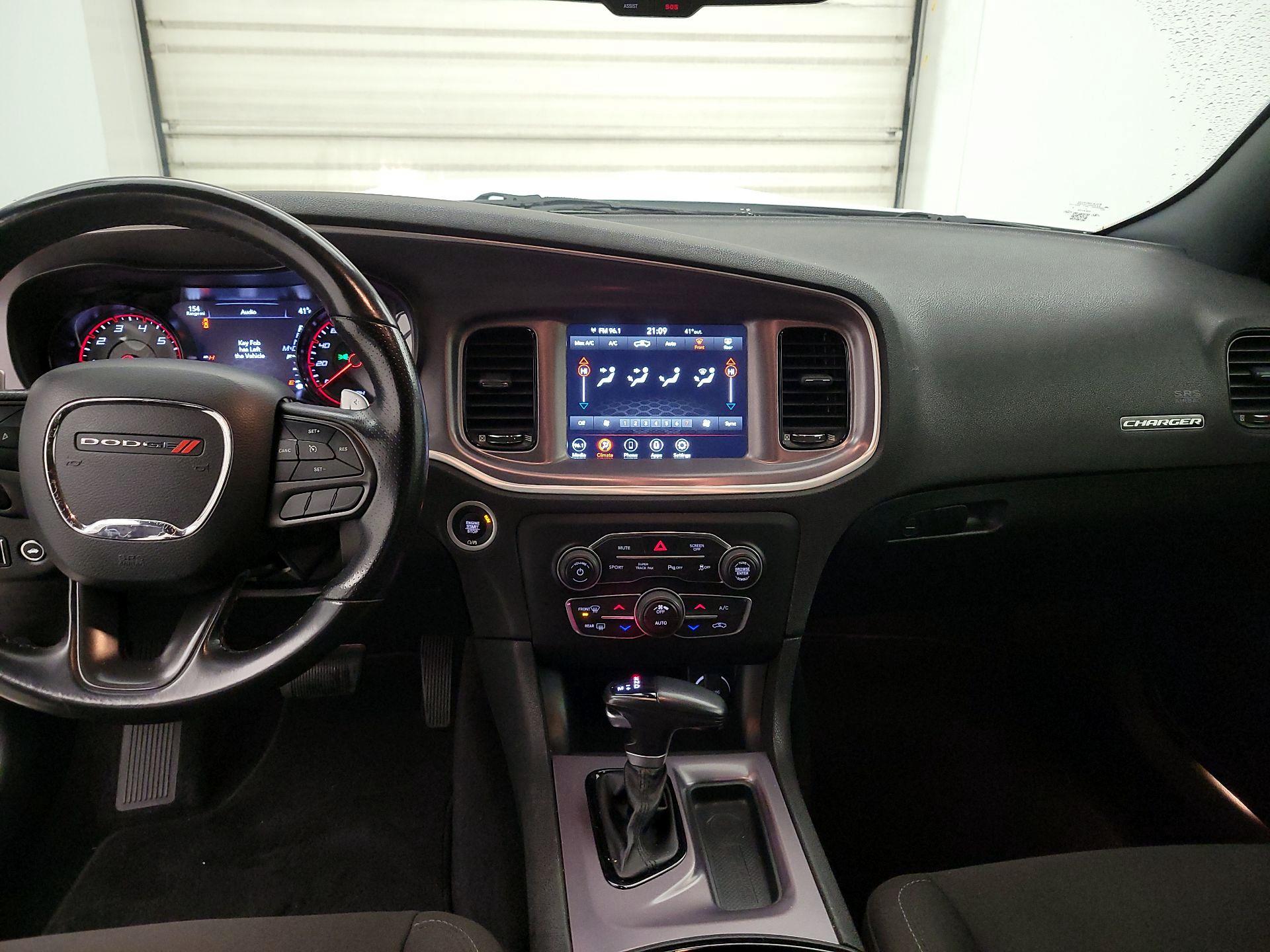 Thumbnail: 2020 Dodge Charger - 9