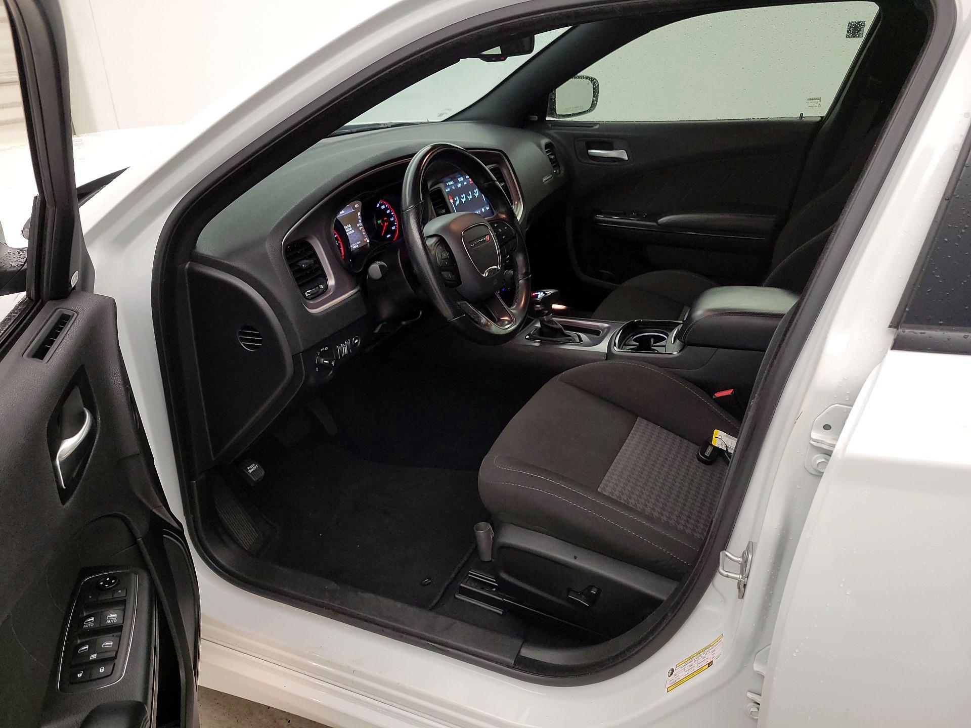 Thumbnail: 2020 Dodge Charger - 11