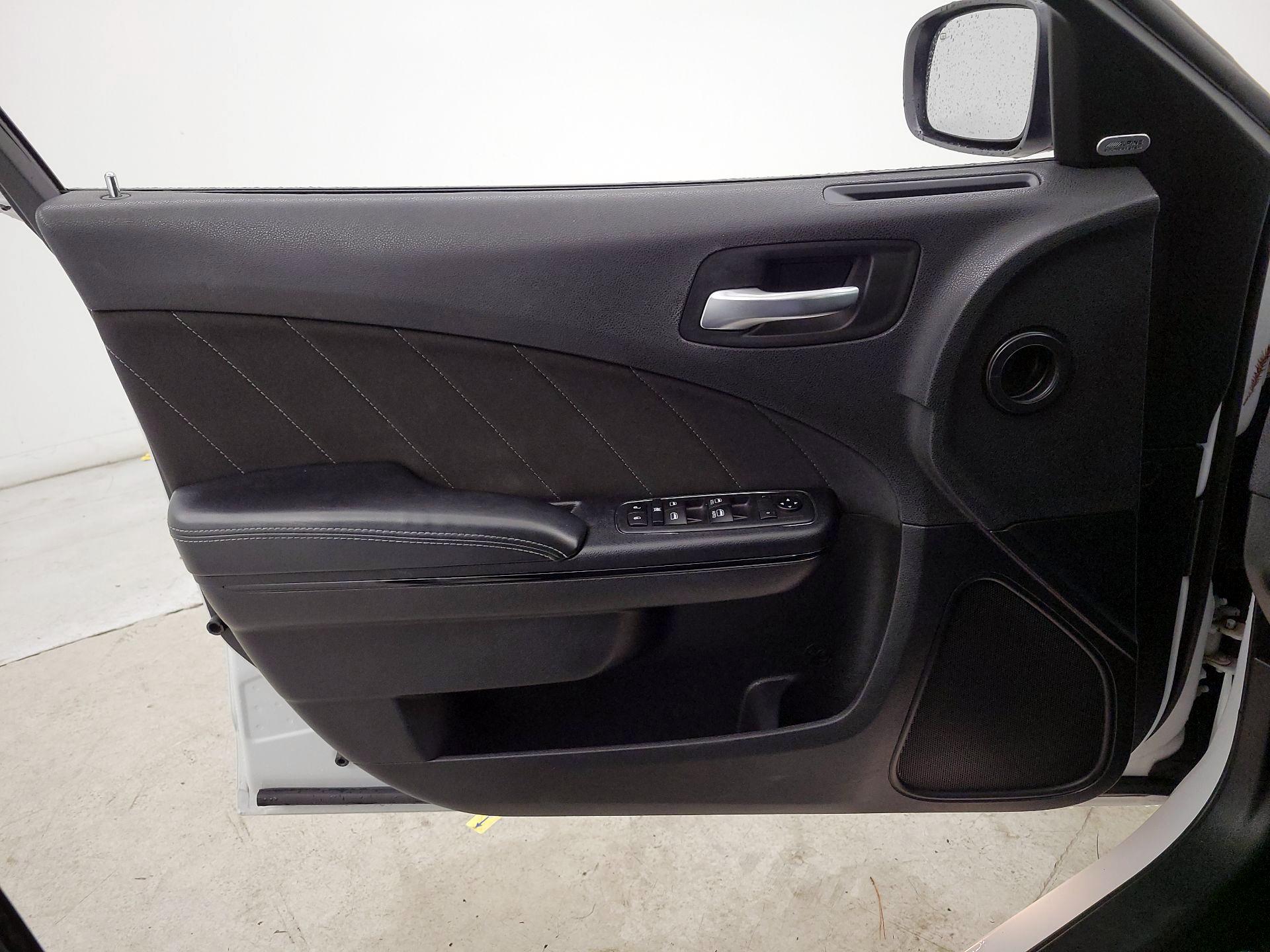 Thumbnail: 2020 Dodge Charger - 12