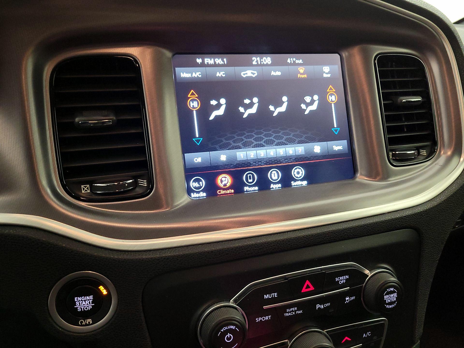 Thumbnail: 2020 Dodge Charger - 15