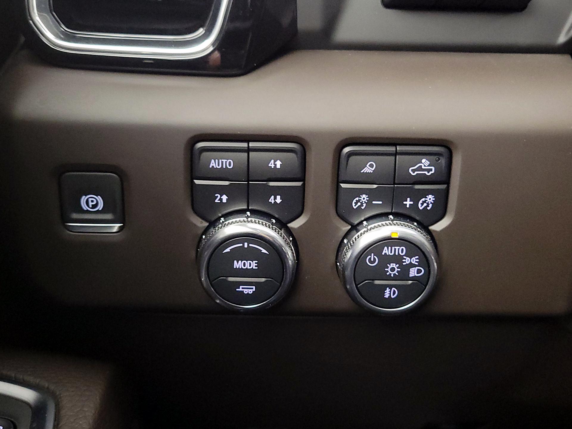 Thumbnail: 2024 GMC Sierra 1500 - 13