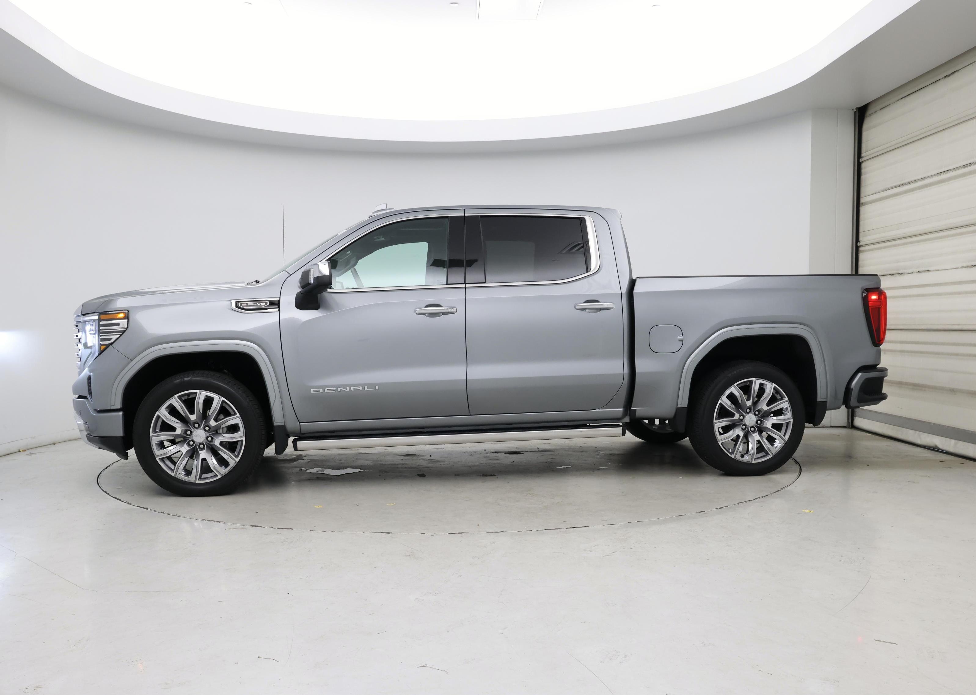 Thumbnail: 2024 GMC Sierra 1500 - 3