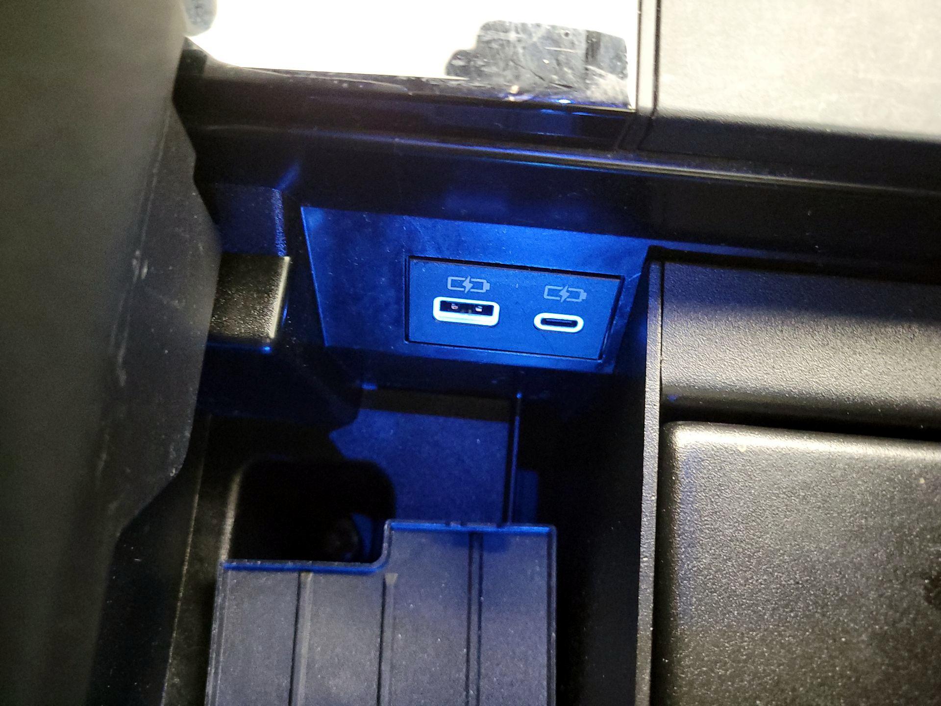 Thumbnail: 2024 Toyota Tundra - 18