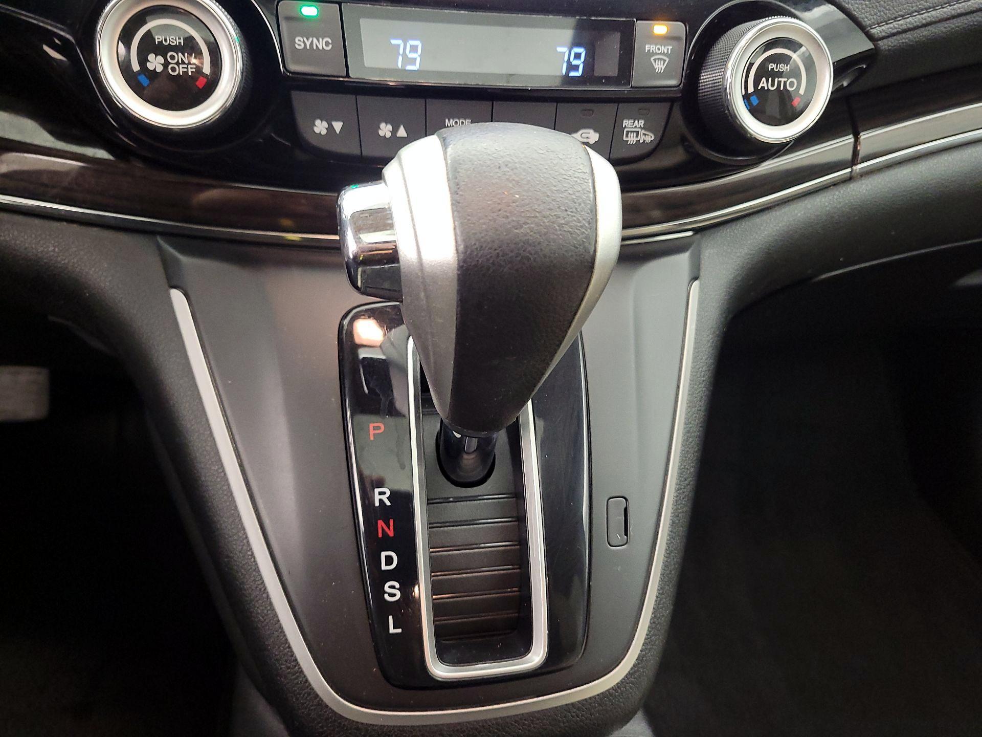 Thumbnail: 2015 Honda CR-V - 17