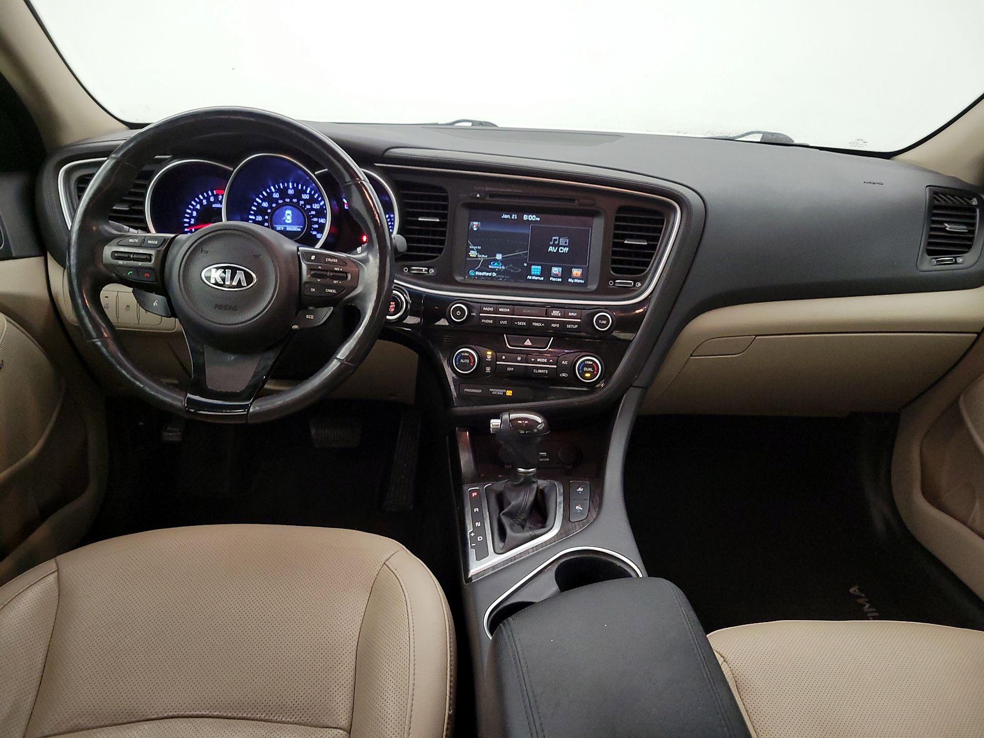 Thumbnail: 2015 Kia Optima - 9