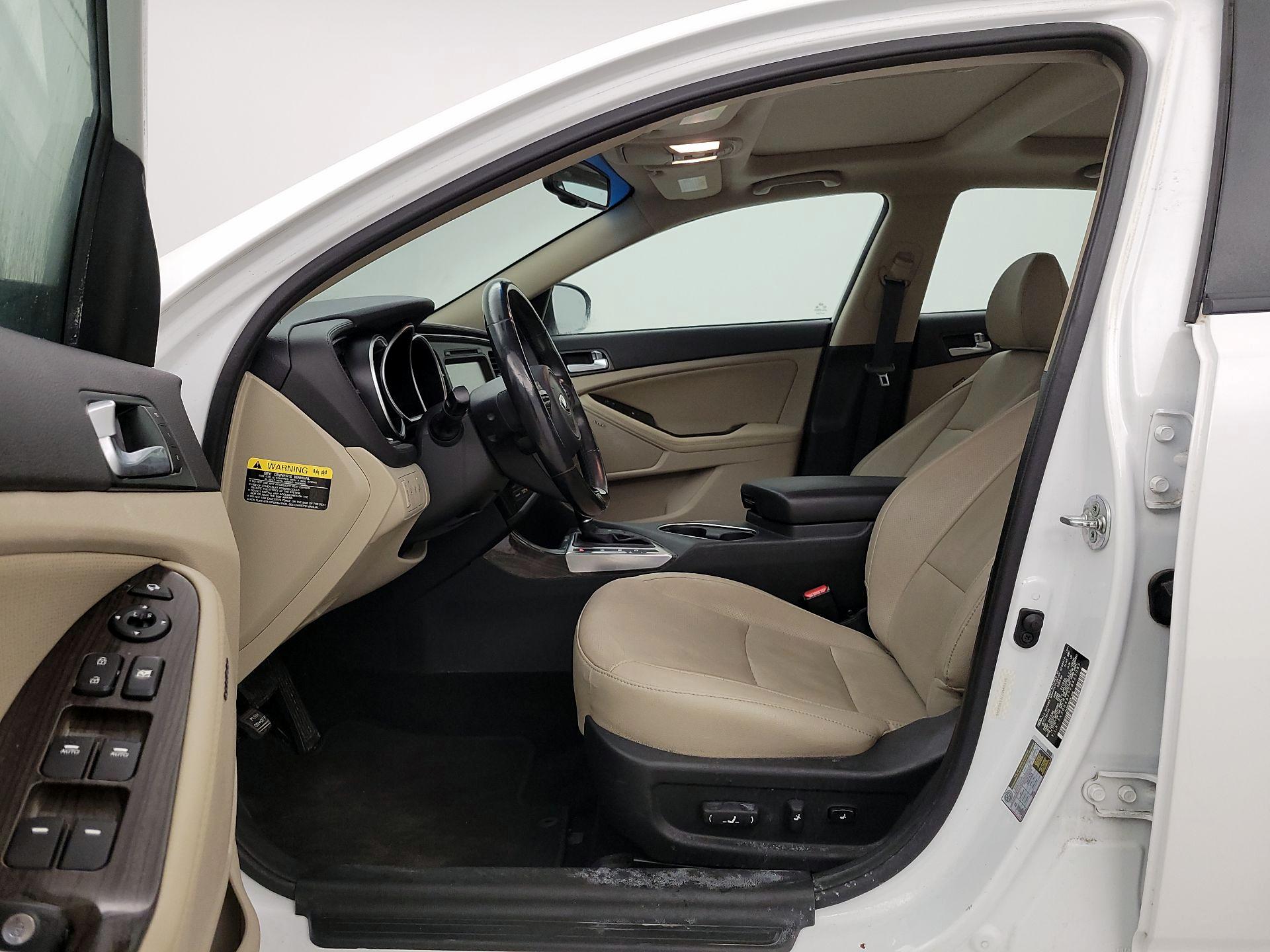 Thumbnail: 2015 Kia Optima - 11