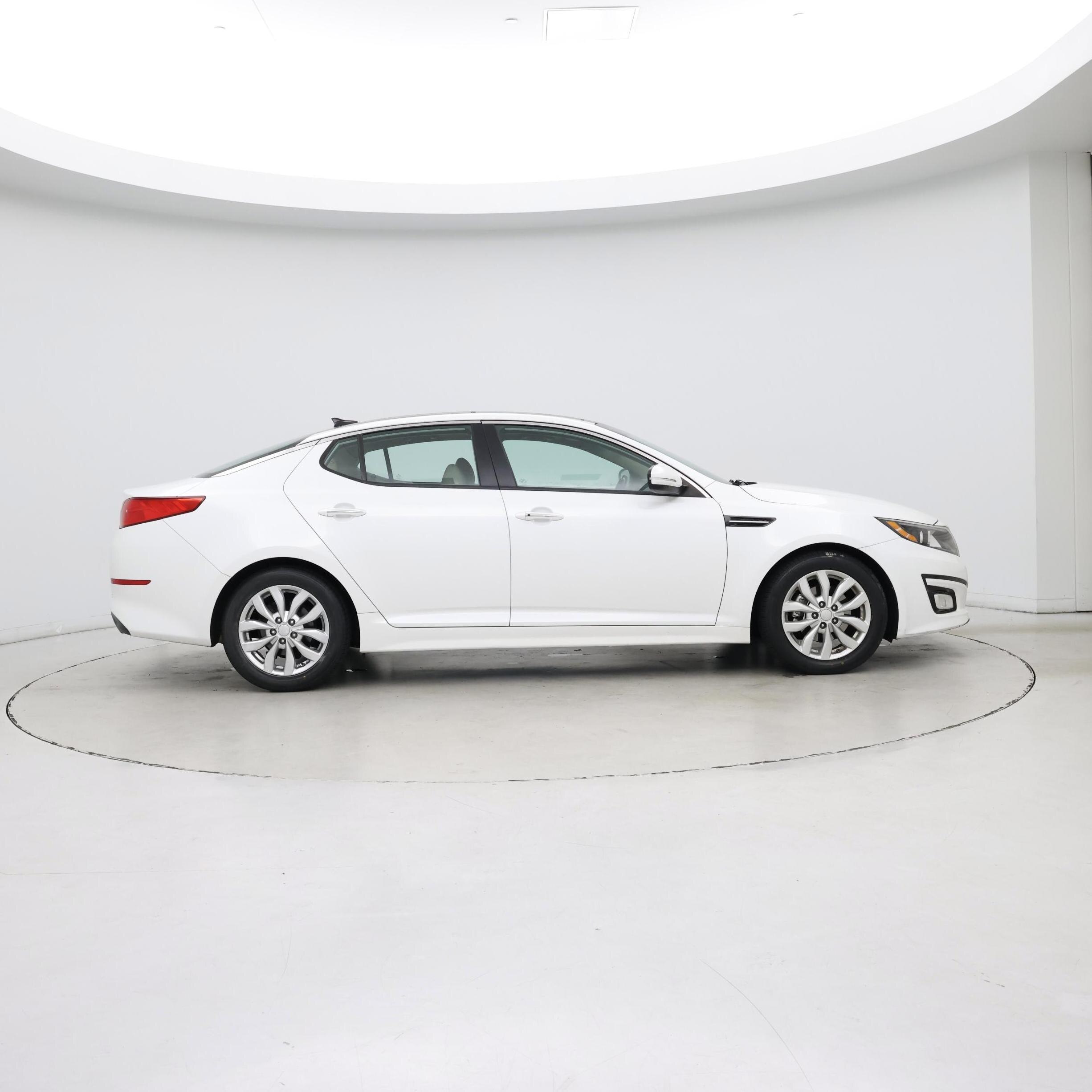 Thumbnail: 2015 Kia Optima - 7