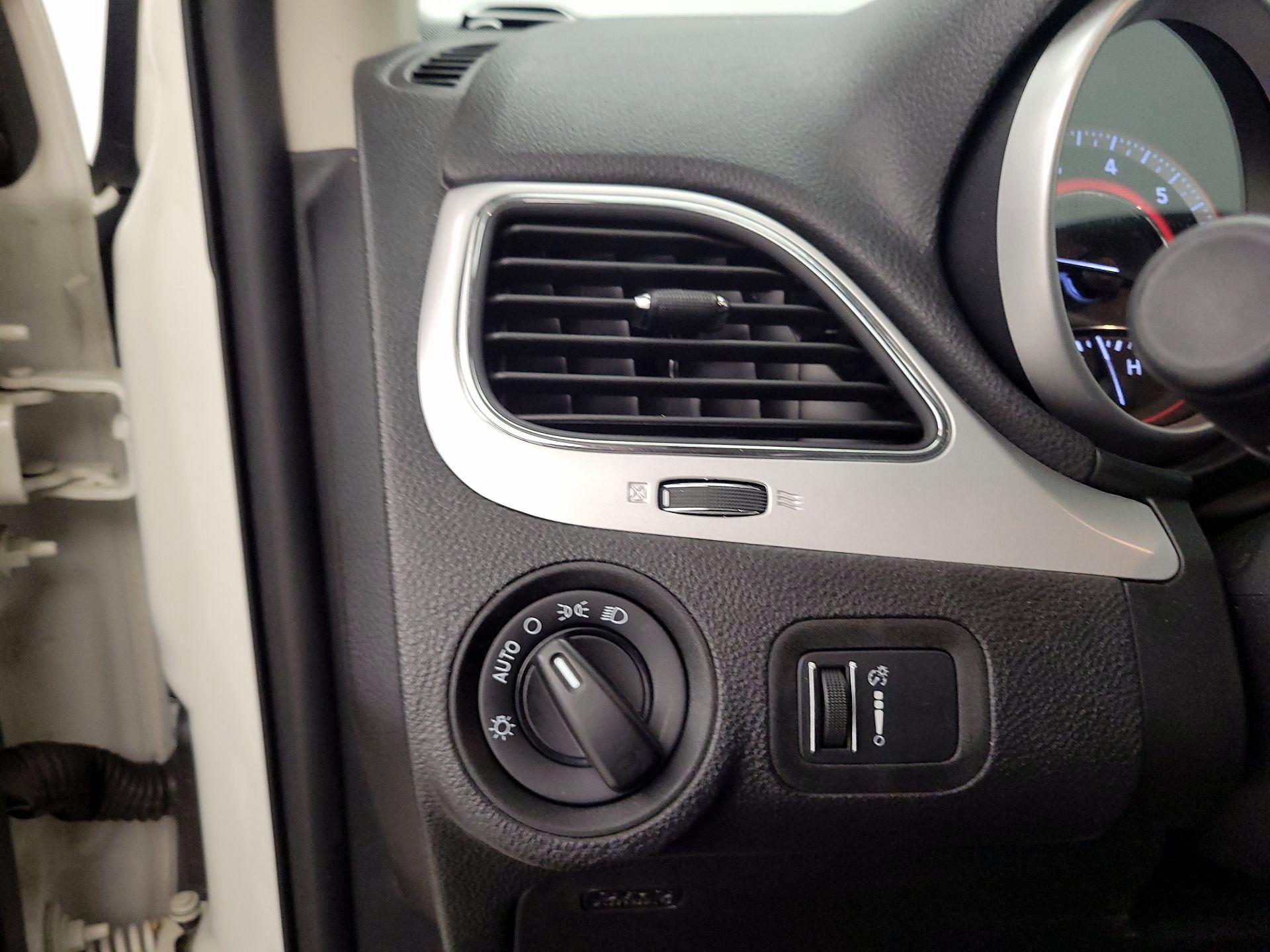 Thumbnail: 2020 Dodge Journey - 13