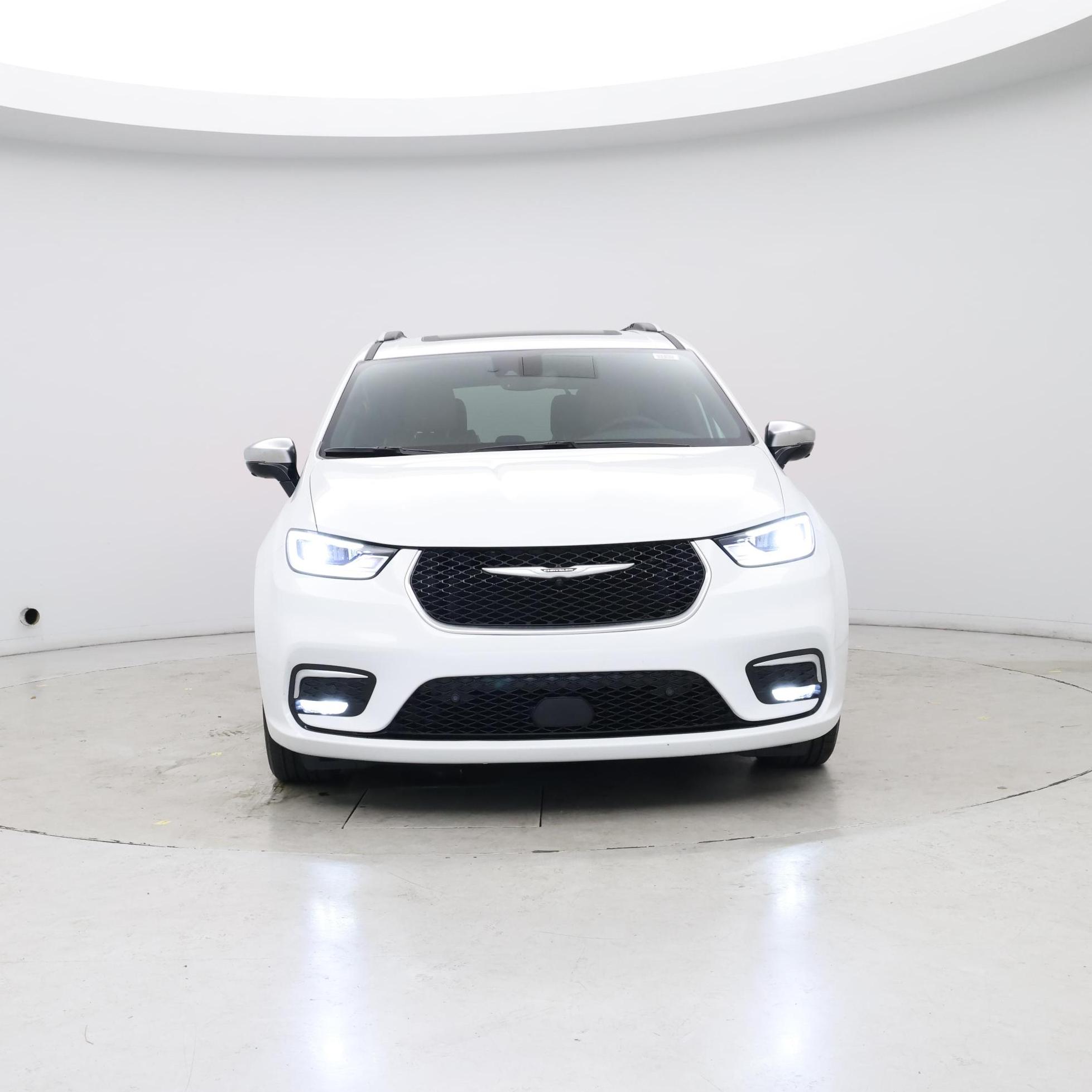 Thumbnail: 2025 Chrysler Pacifica - 5