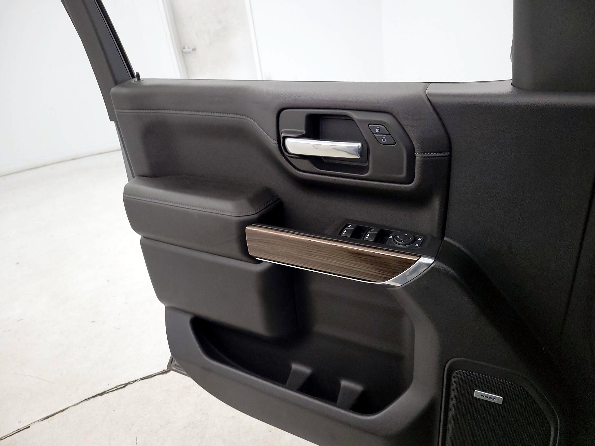 Thumbnail: 2021 Chevrolet Silverado 1500 - 12