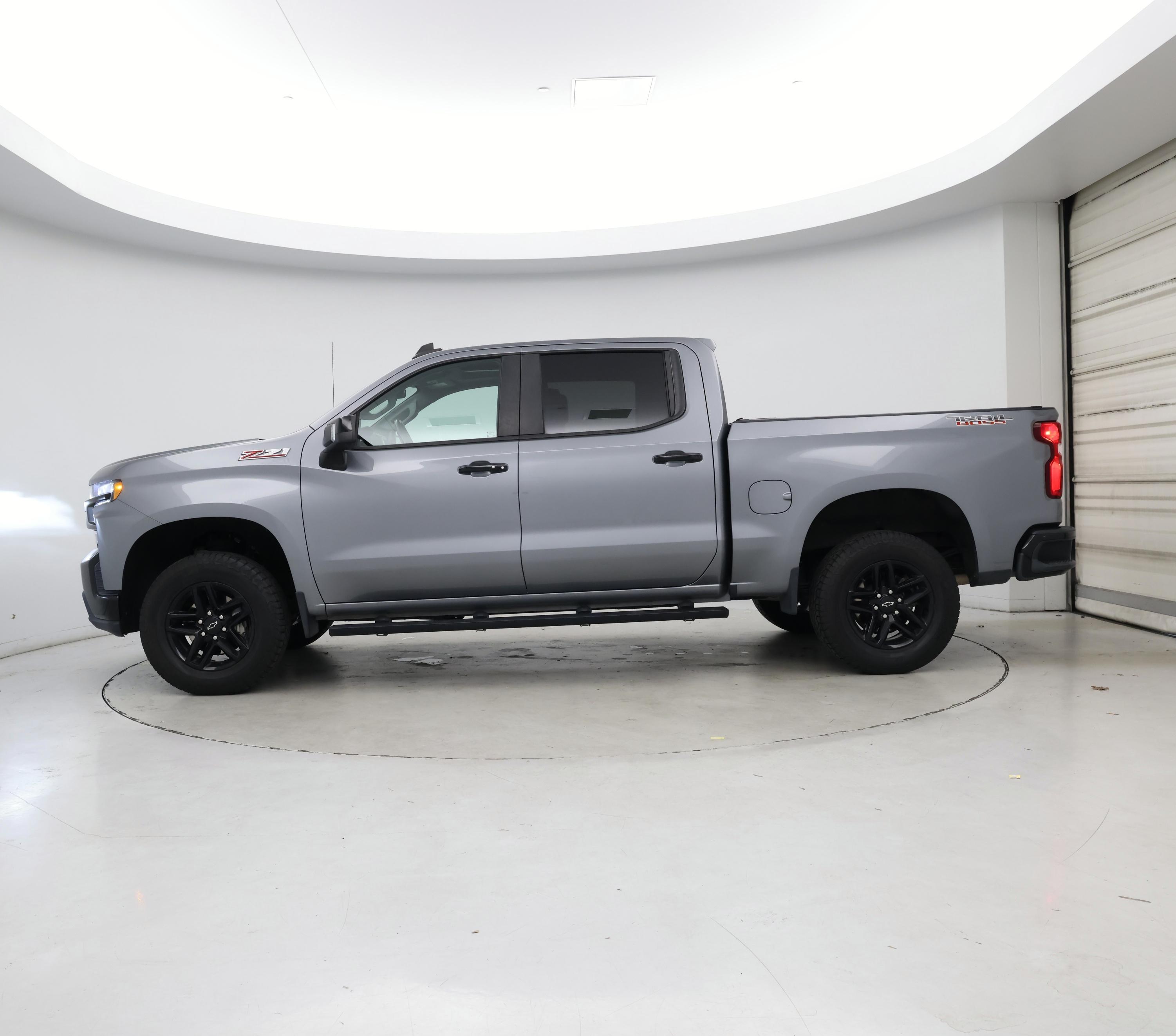 Thumbnail: 2021 Chevrolet Silverado 1500 - 3
