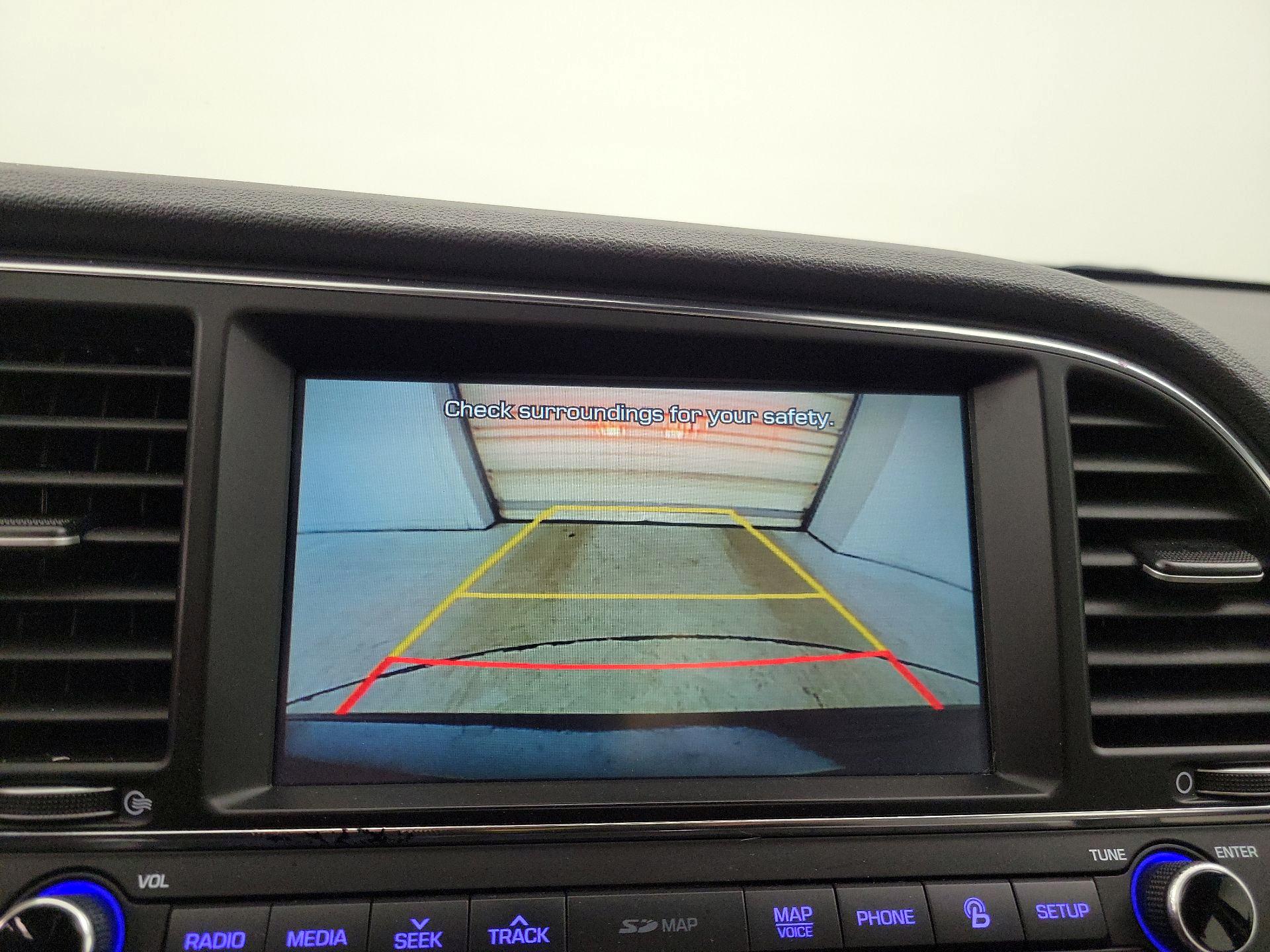 Thumbnail: 2017 Hyundai Elantra - 15