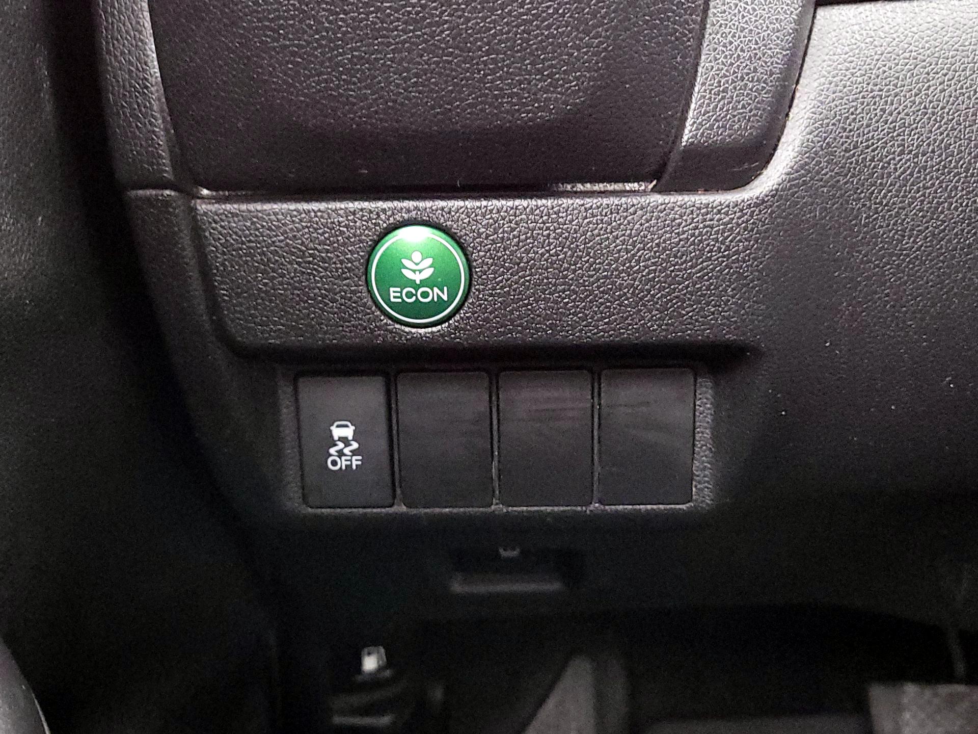 Thumbnail: 2016 Honda Fit - 13